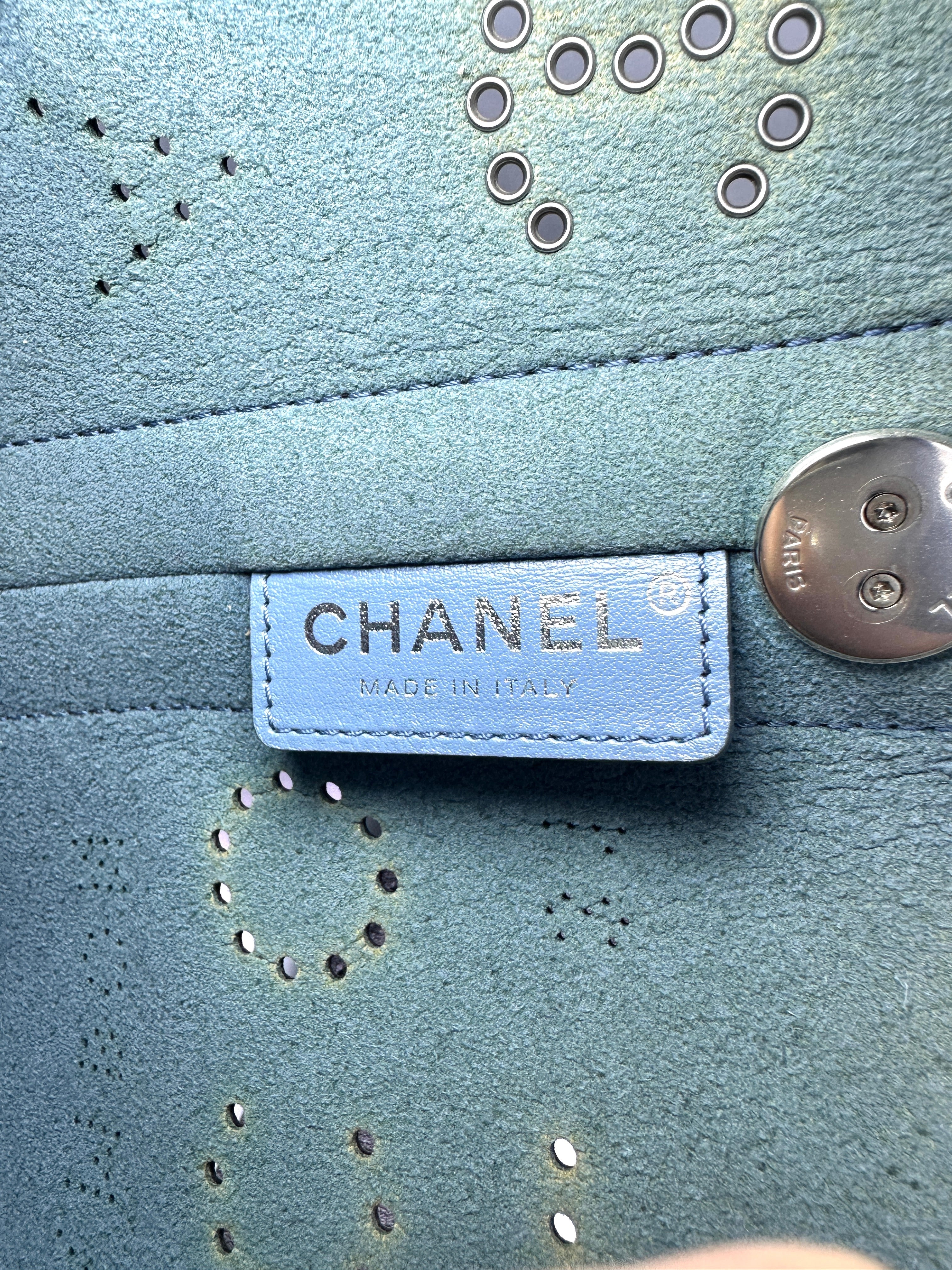 Chanel Piercing Light Black Perforated Leather Bucket Bag With Tweed Pouch(27***84) CC1499