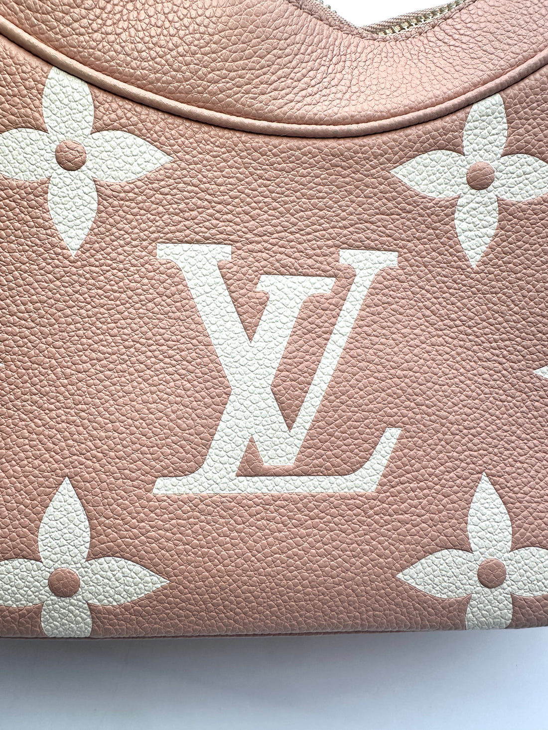 Louis Vuitton Bagatelle Pink/White Bicolor Monogram Empreinte Giant Leather Shoulder Bag LV2081