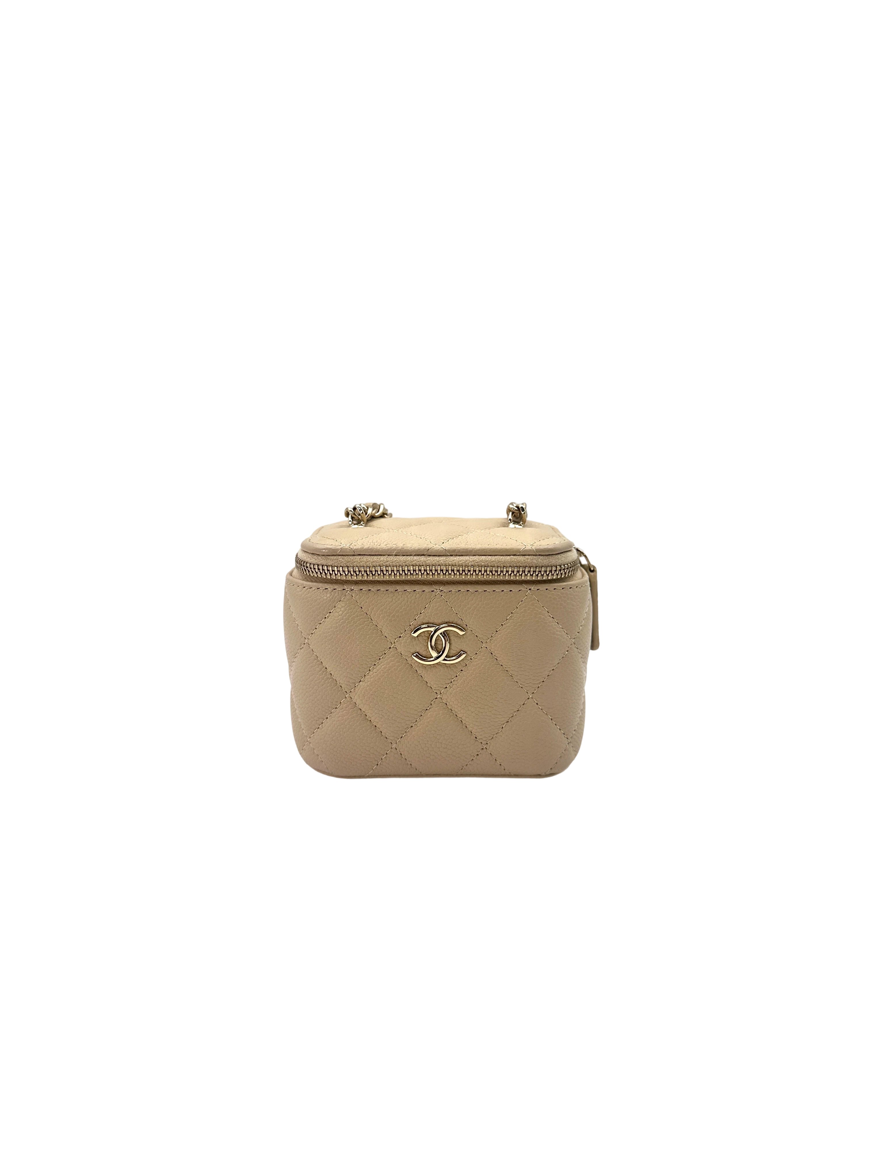 Chanel CC Filigree Beige Quilted Leather Vanity Case(31***24) CC1489