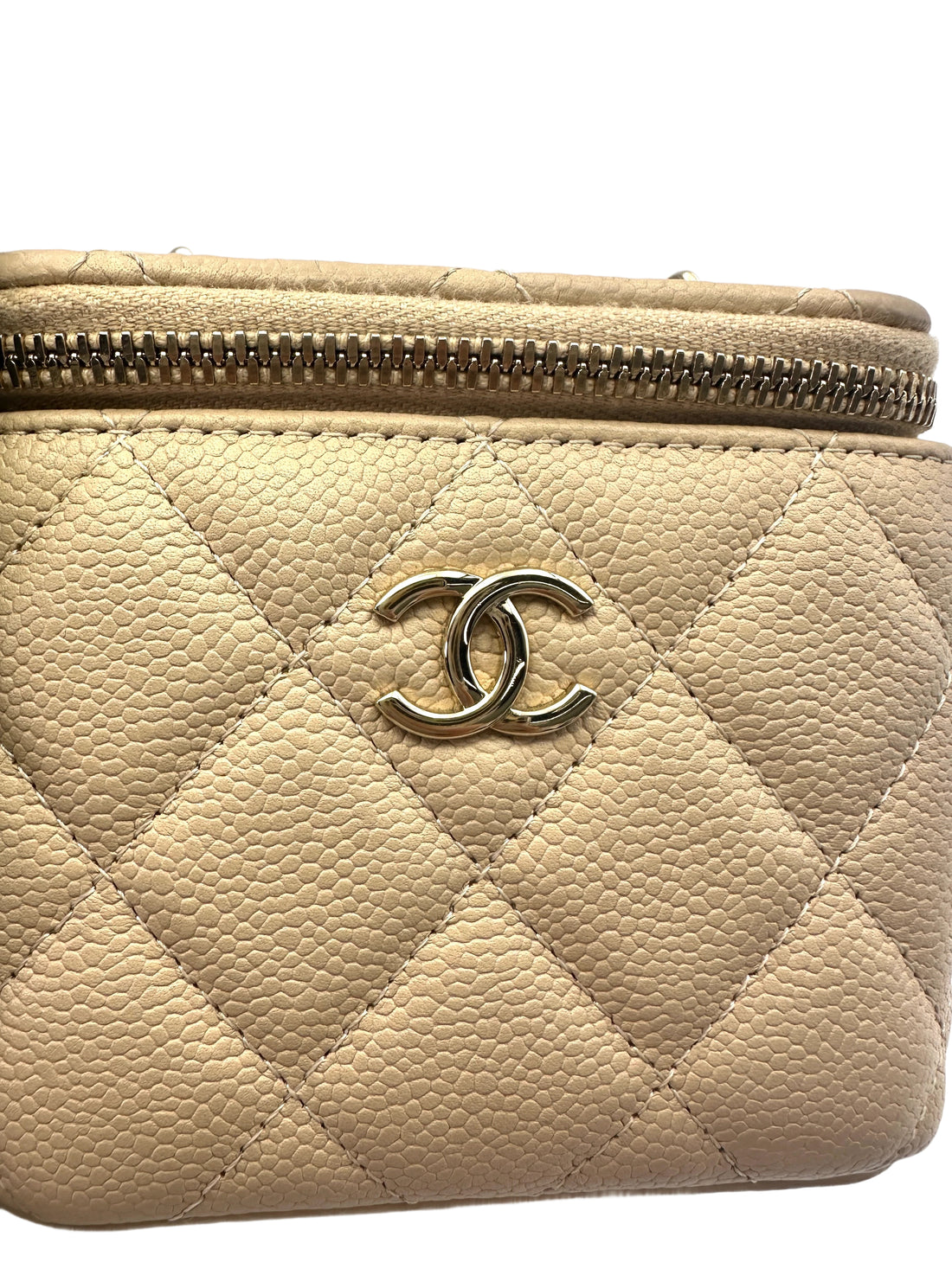 Chanel CC Filigree Beige Quilted Leather Vanity Case(31***24) CC1489
