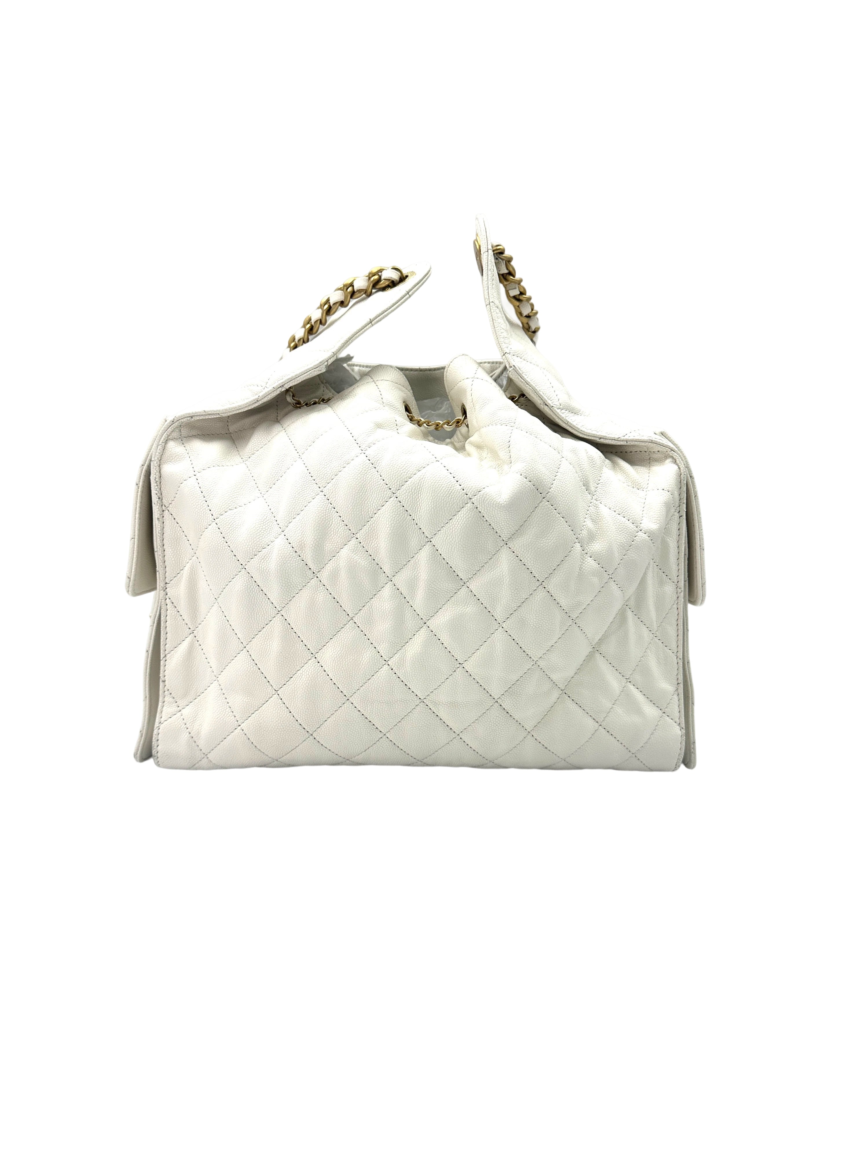 Chanel 25 White Quilted Leather Medium Size Hobo Bag(NH***KL) IRIS059