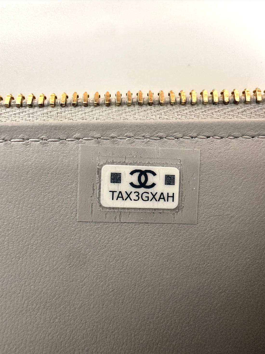 Chanel 24K Grey Quilted Leather Vanity Case(TA***AH) CC1503