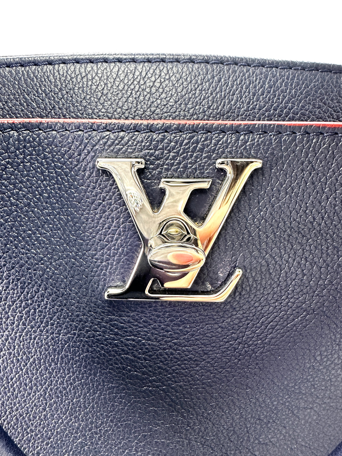 Louis Vuitton Lockme Black Leather Handle Bag With Tassels LV2108