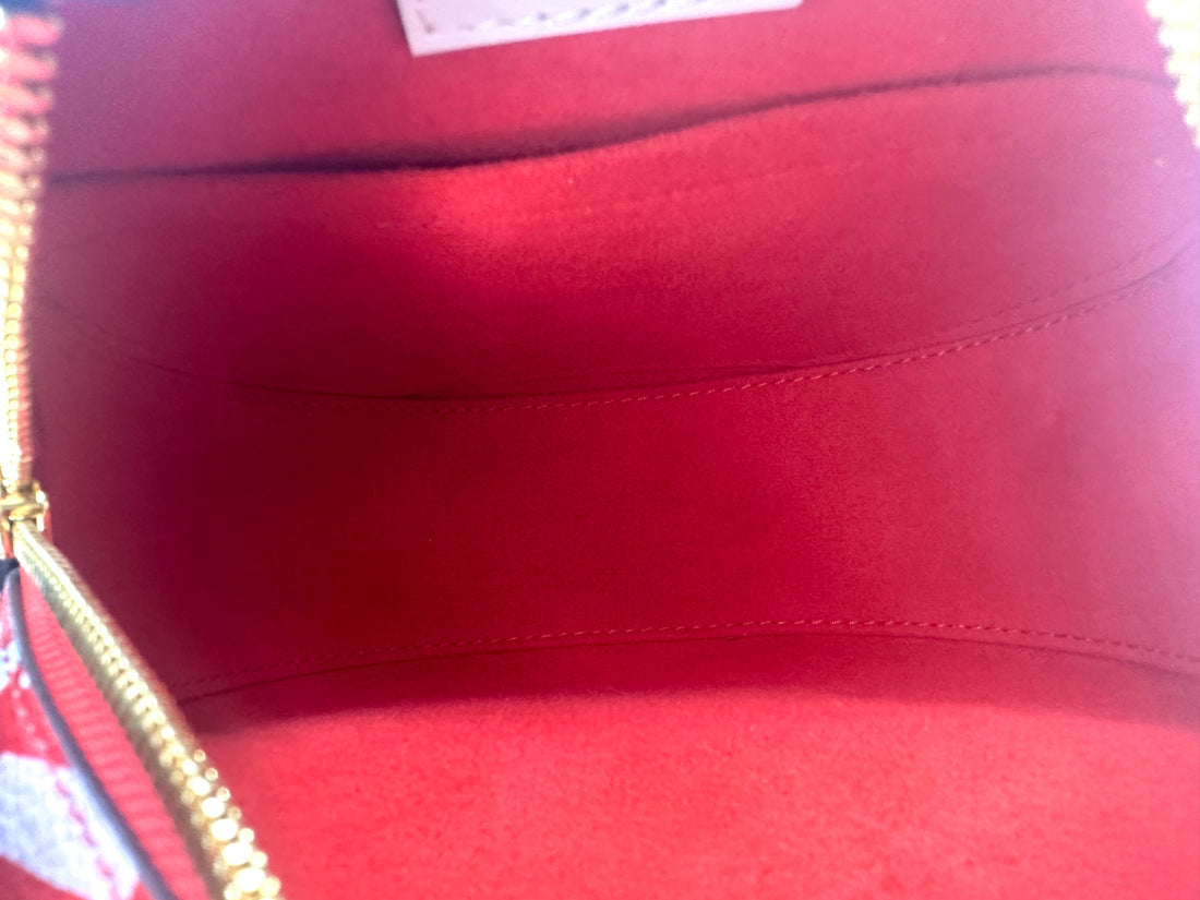 Louis Vuitton LV Crafty Red/White Monogram Giant Boite Chapeau Souple LV2106