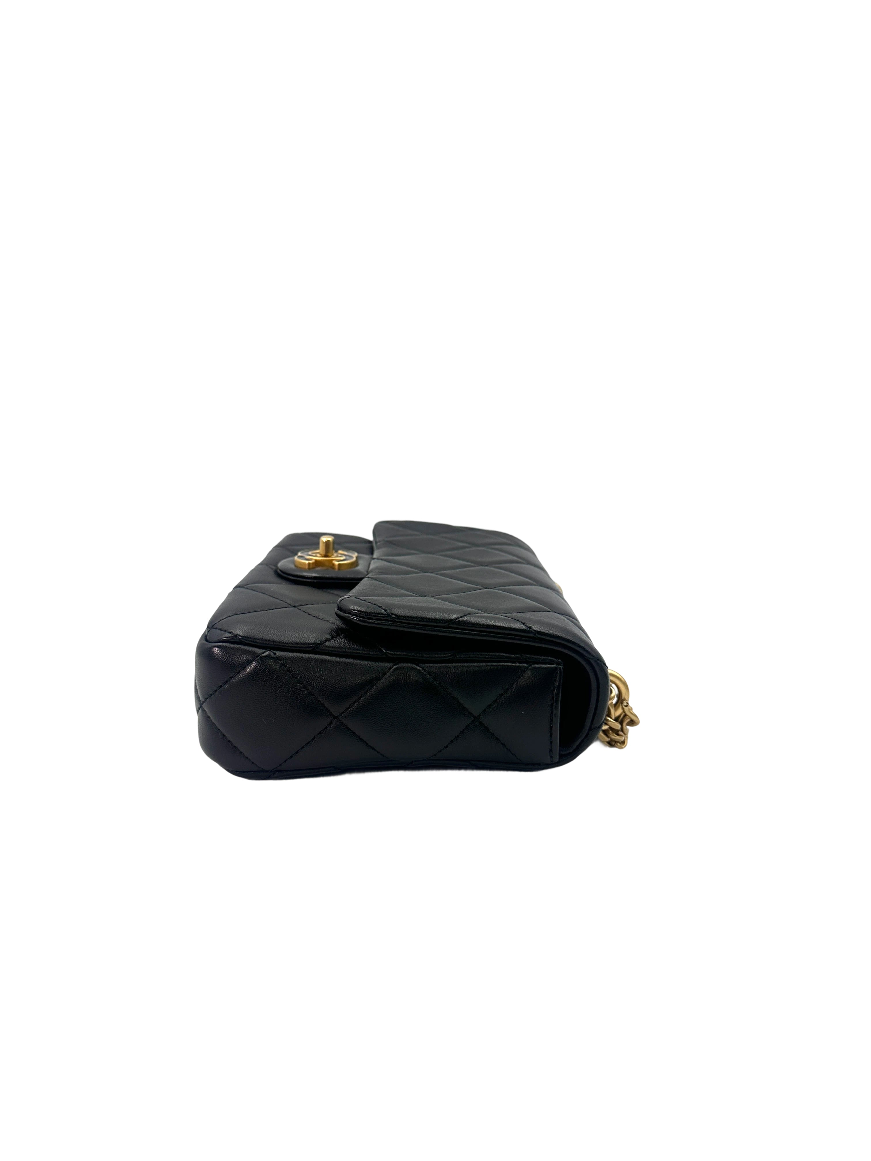 Chanel 22P Black Quilted Leather Mini Flap Bag With Gold Hardware(T2***8C) CC1514