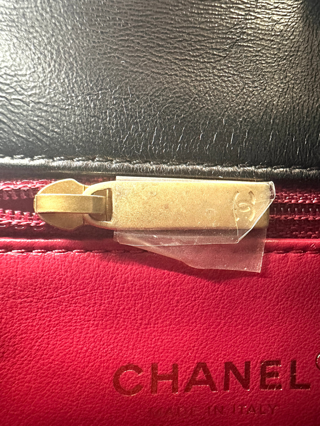 Chanel 22P Black Quilted Leather Mini Flap Bag With Gold Hardware(T2***8C) CC1514
