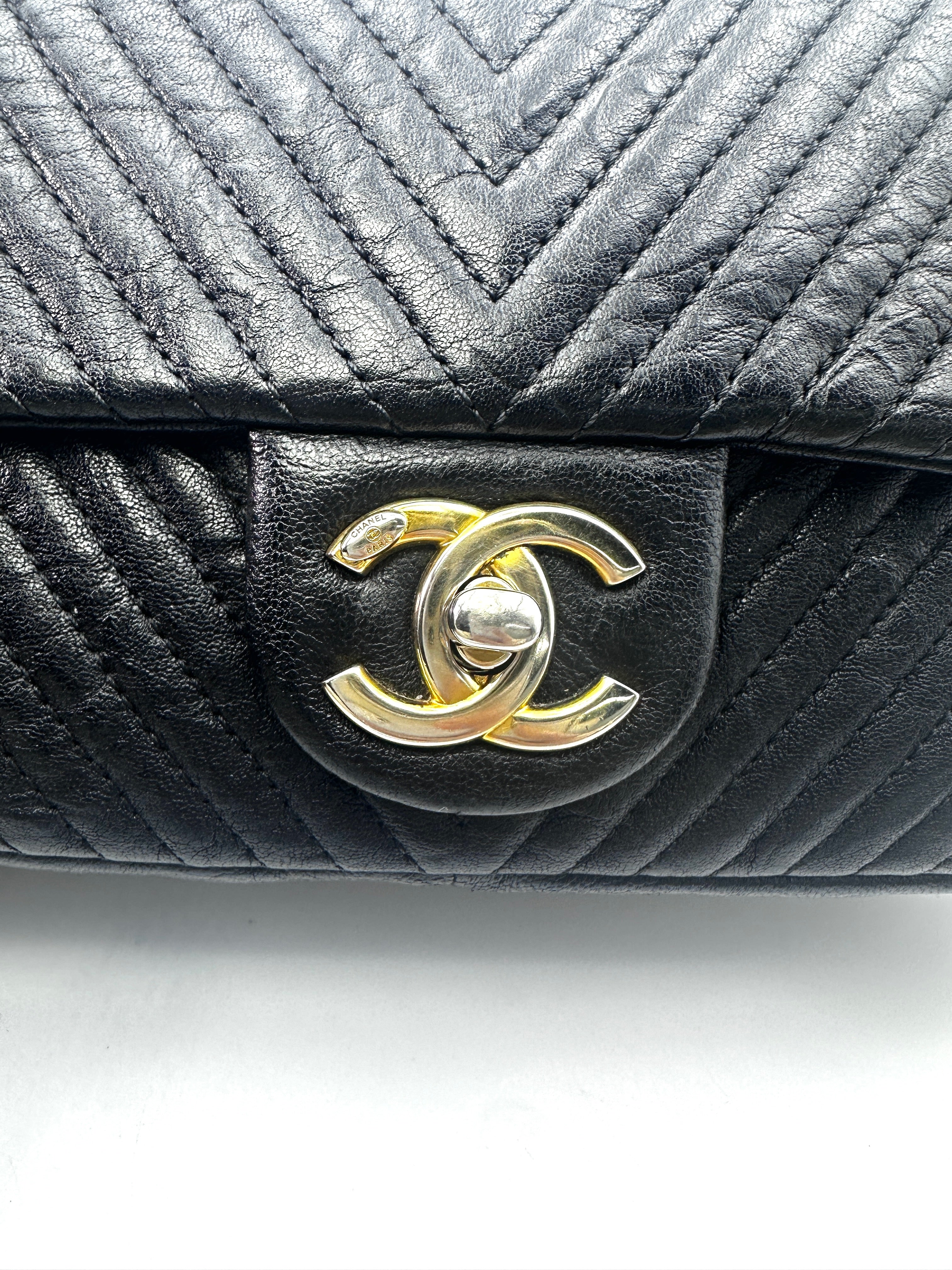 Chanel Classic Flap Black Chevron Quilted Leather Flap Bag With Gold Buckle(22***64) CC1513