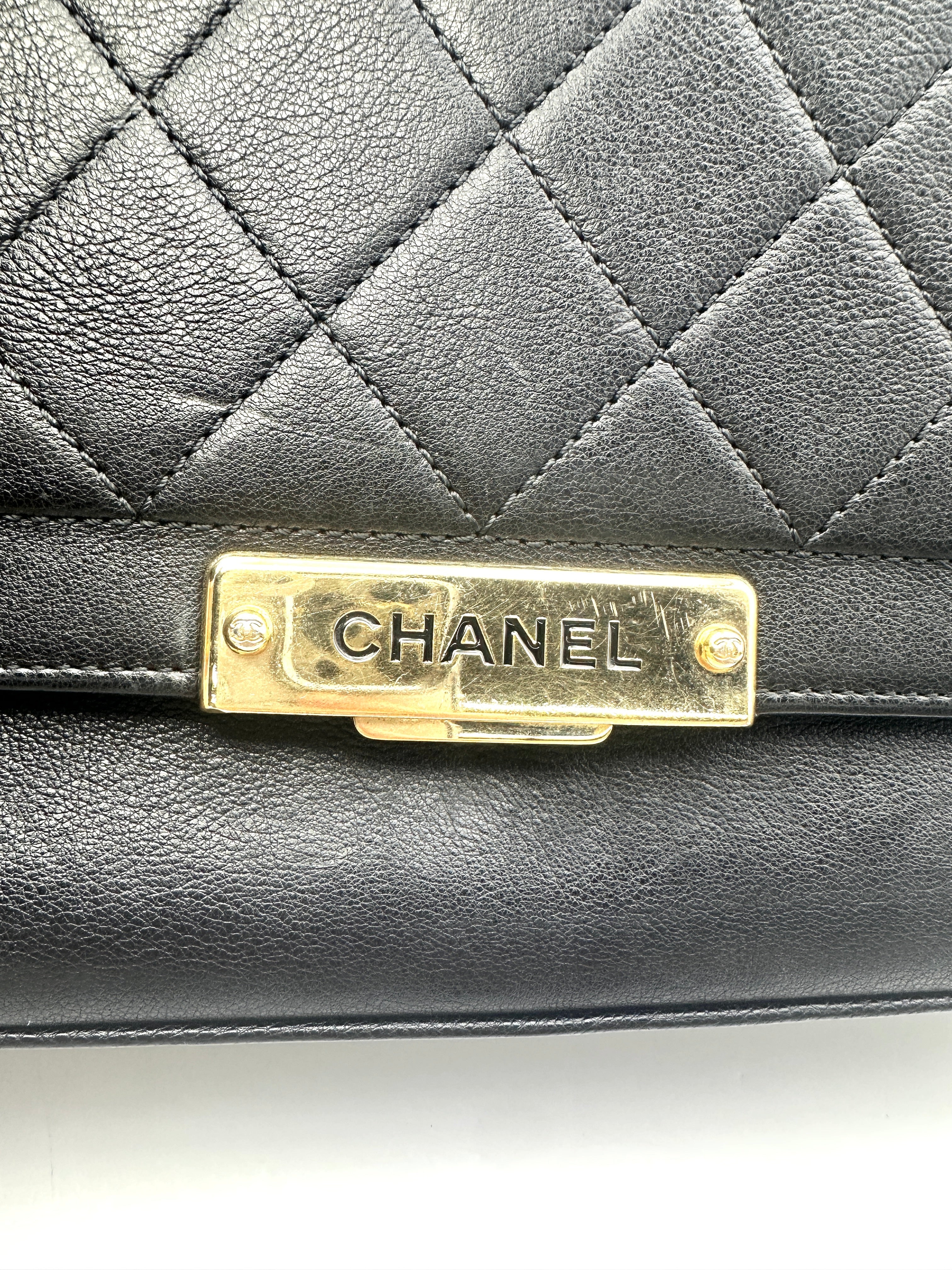 Chanel Label Click Black Quilted Calfskin Shoulder Bag With Gold Hardware(23***81) CC1527