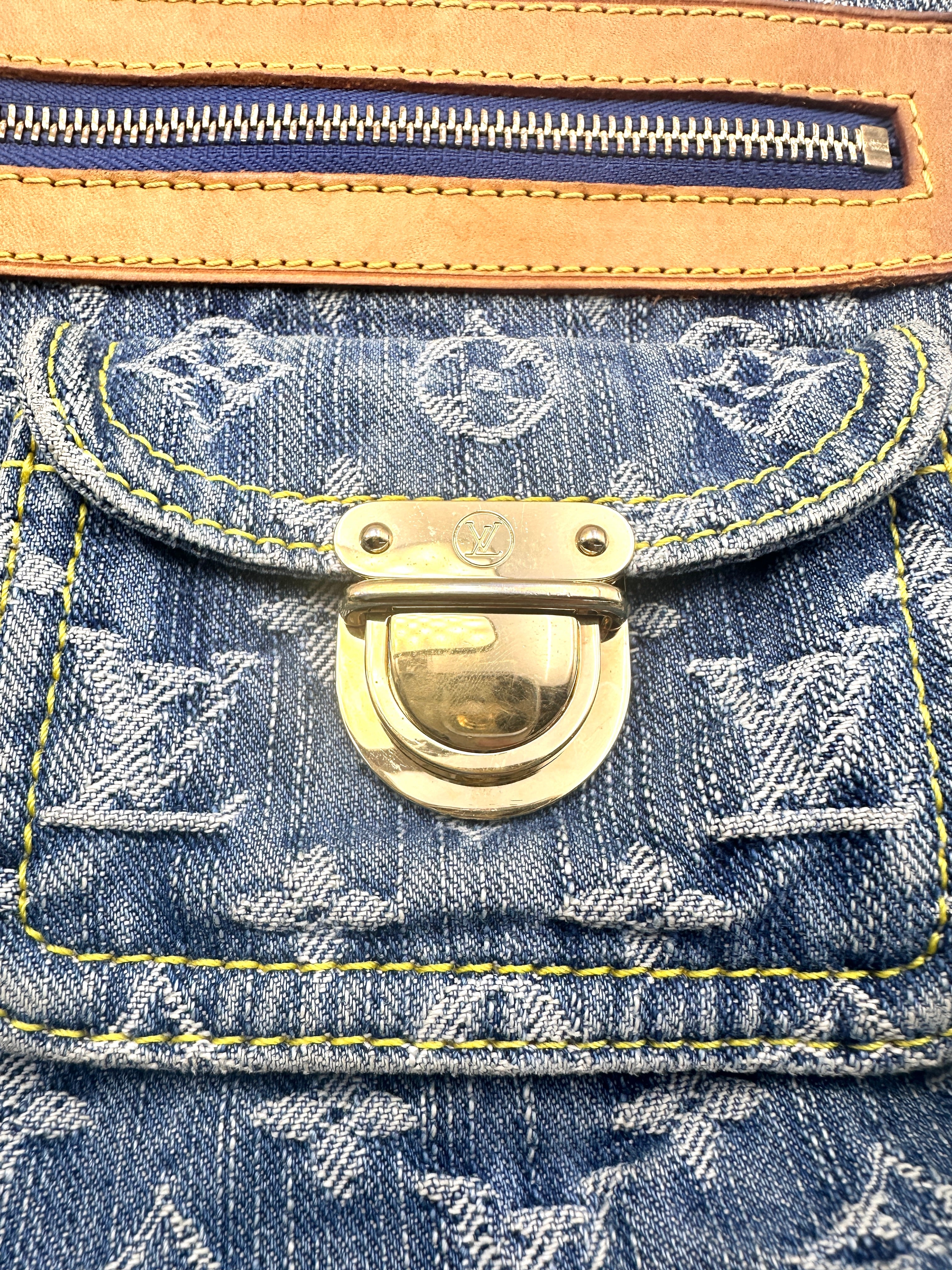 Louis Vuitton Blue Monogram Denim Blue Baggy Shoulder Bag LV2119