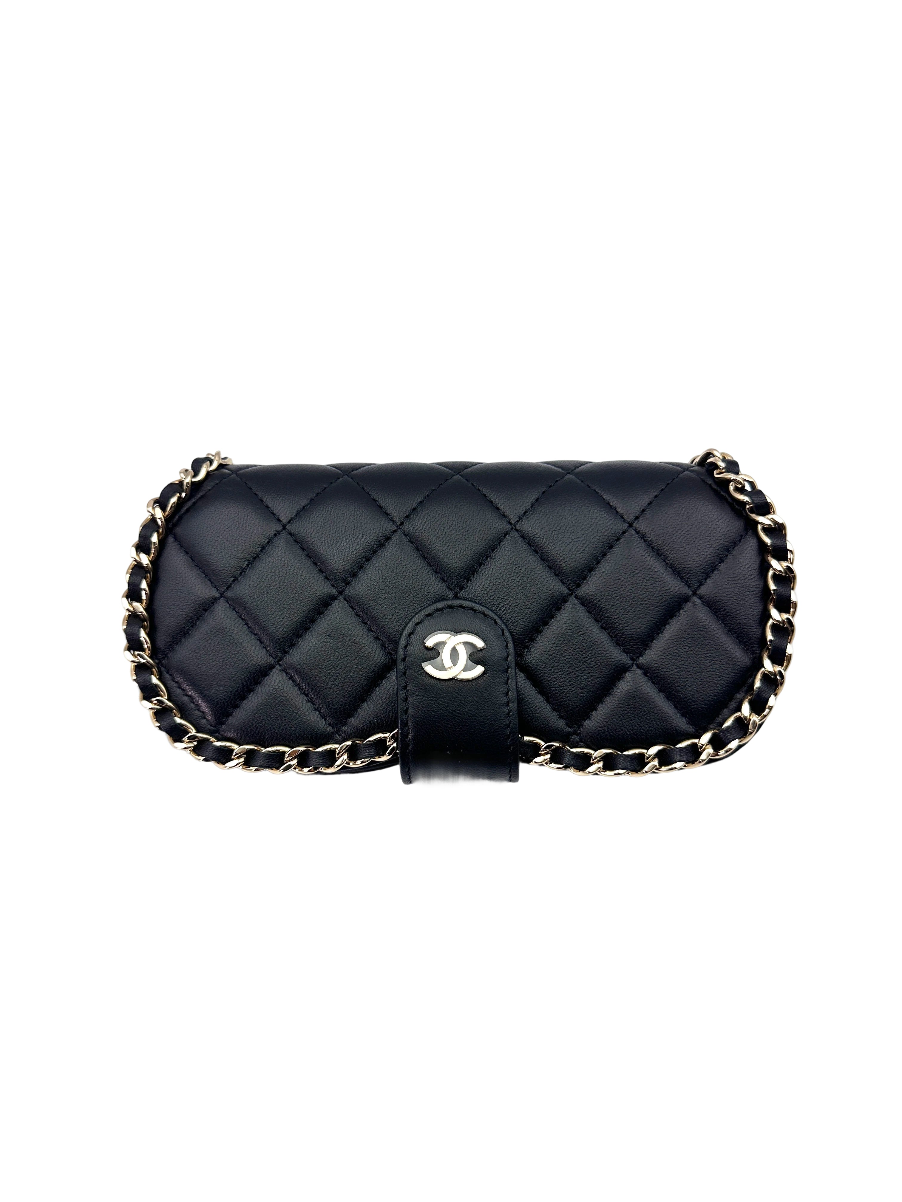 Chanel 22P Black Quilted Leather Chain Glasses Case Bag(32***19) CC1525
