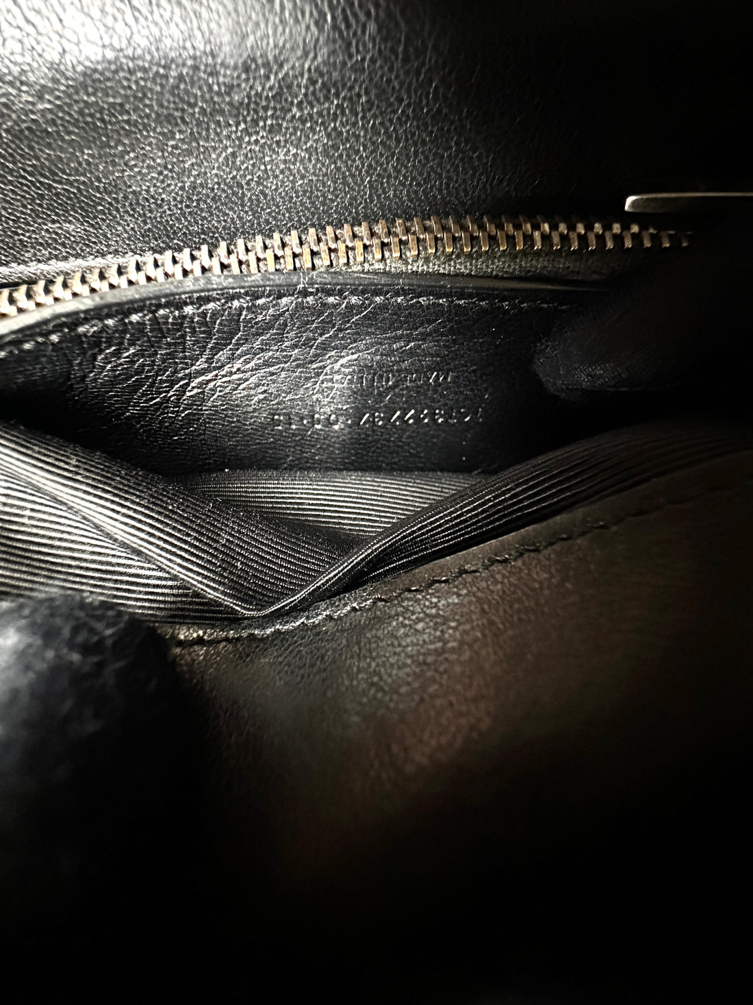 Saint Laurent College Black Chevron Quilted Leather Handle Bag SL173
