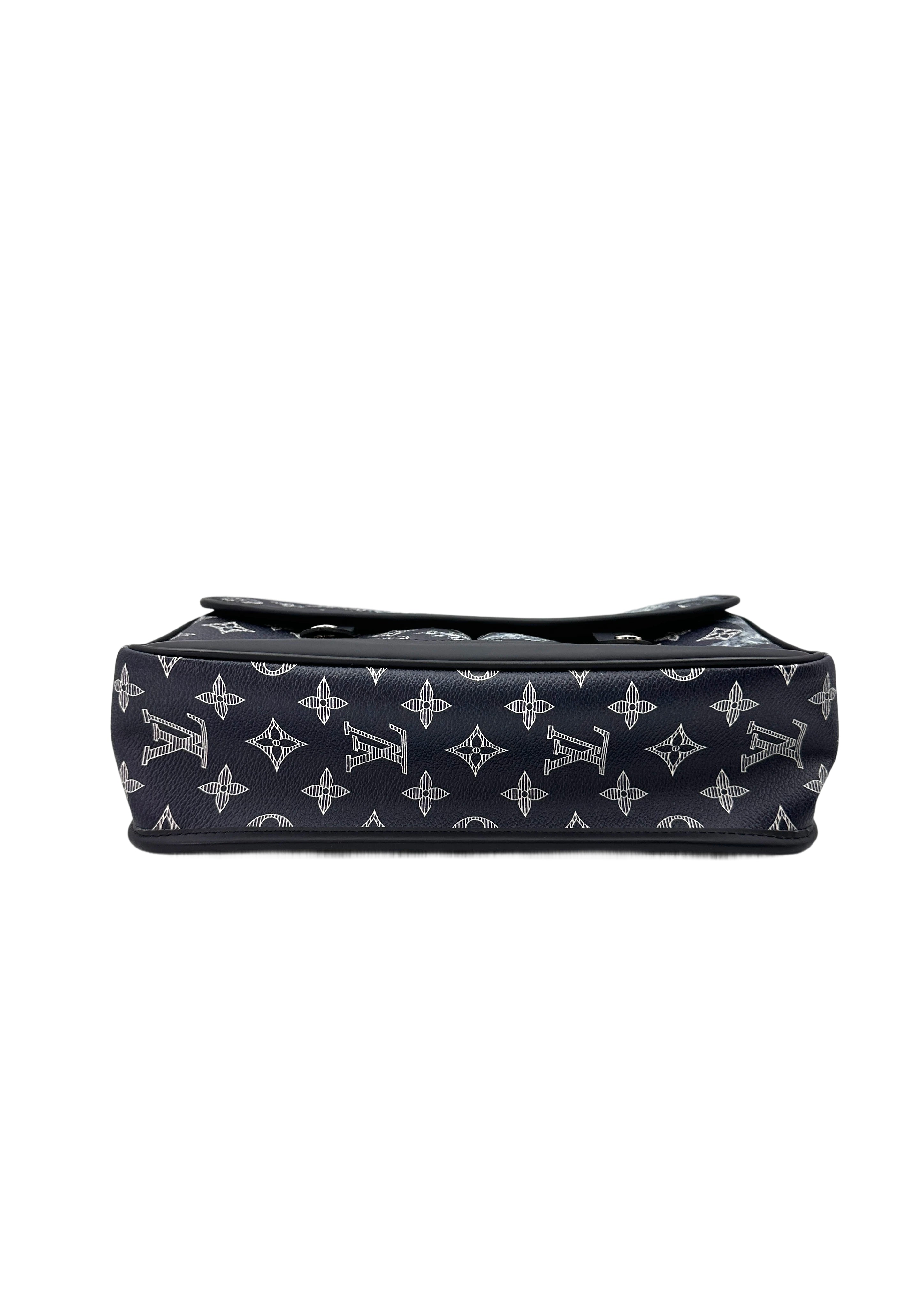 Louis Vuitton x Chapman Brothers Navy Lion Monogram Savane Messenger Bag LV2115