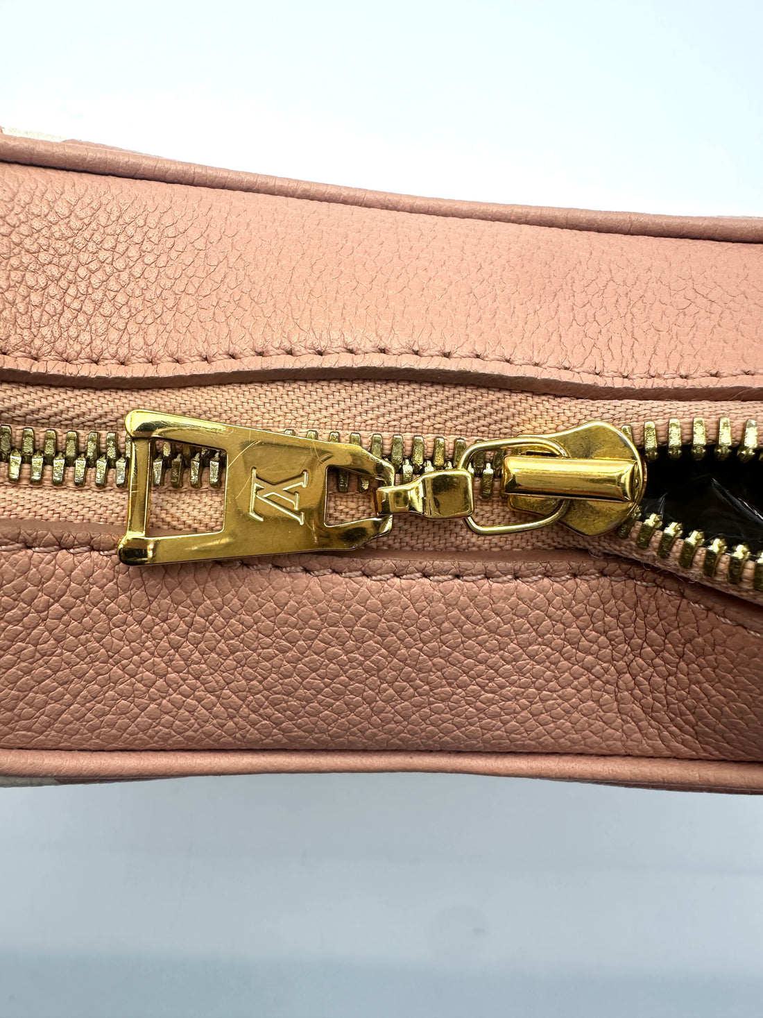 Louis Vuitton Bagatelle Pink/White Bicolor Monogram Empreinte Giant Leather Shoulder Bag IRIS070