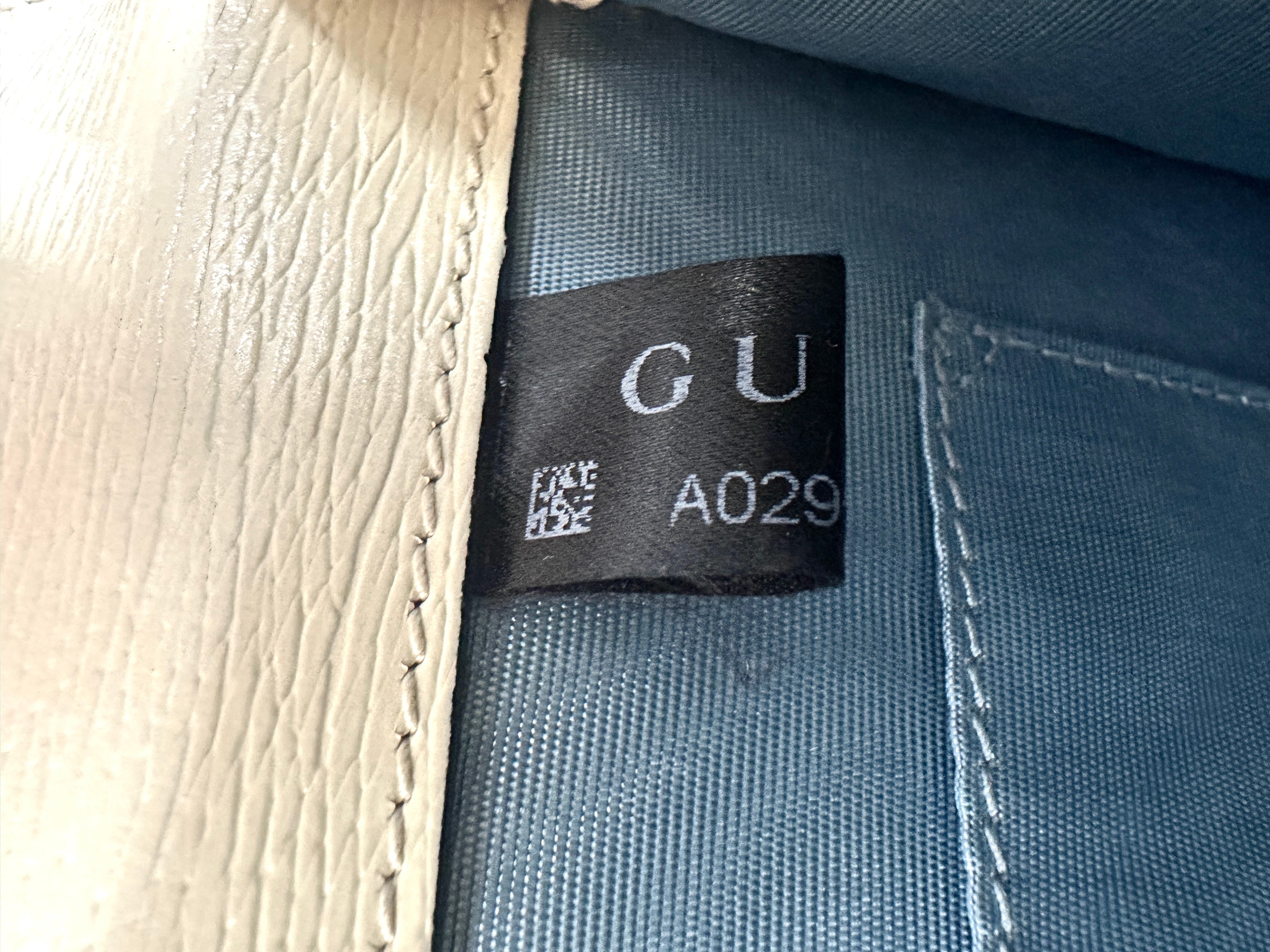 Gucci Sylvie Valentine's Day Limited Edition Hearts And Stars Print Leather Small Size Handle Bag GG755