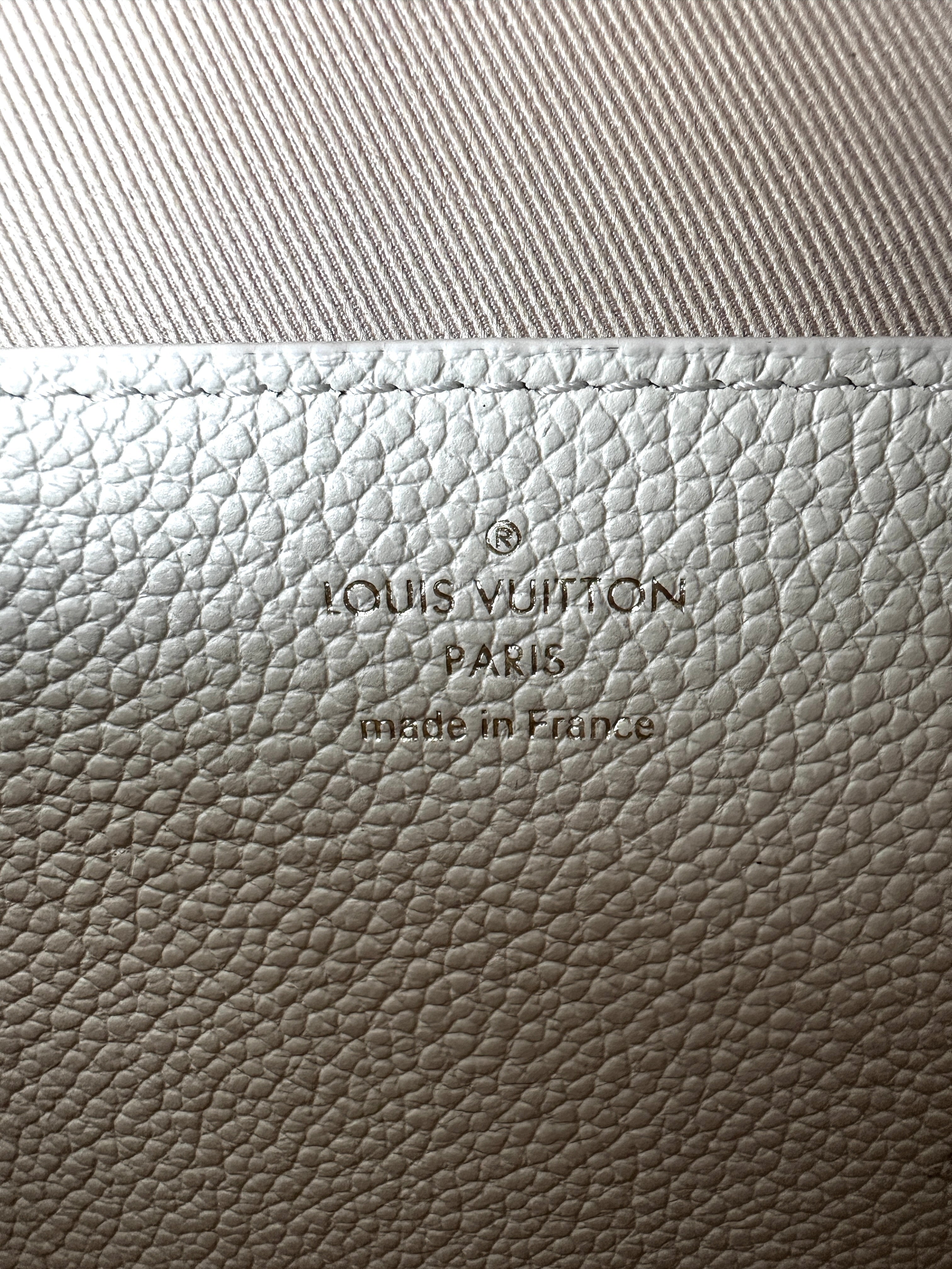 Louis Vuitton White Monogram Empreinte Leather Wallet On Chain Metis LV2122