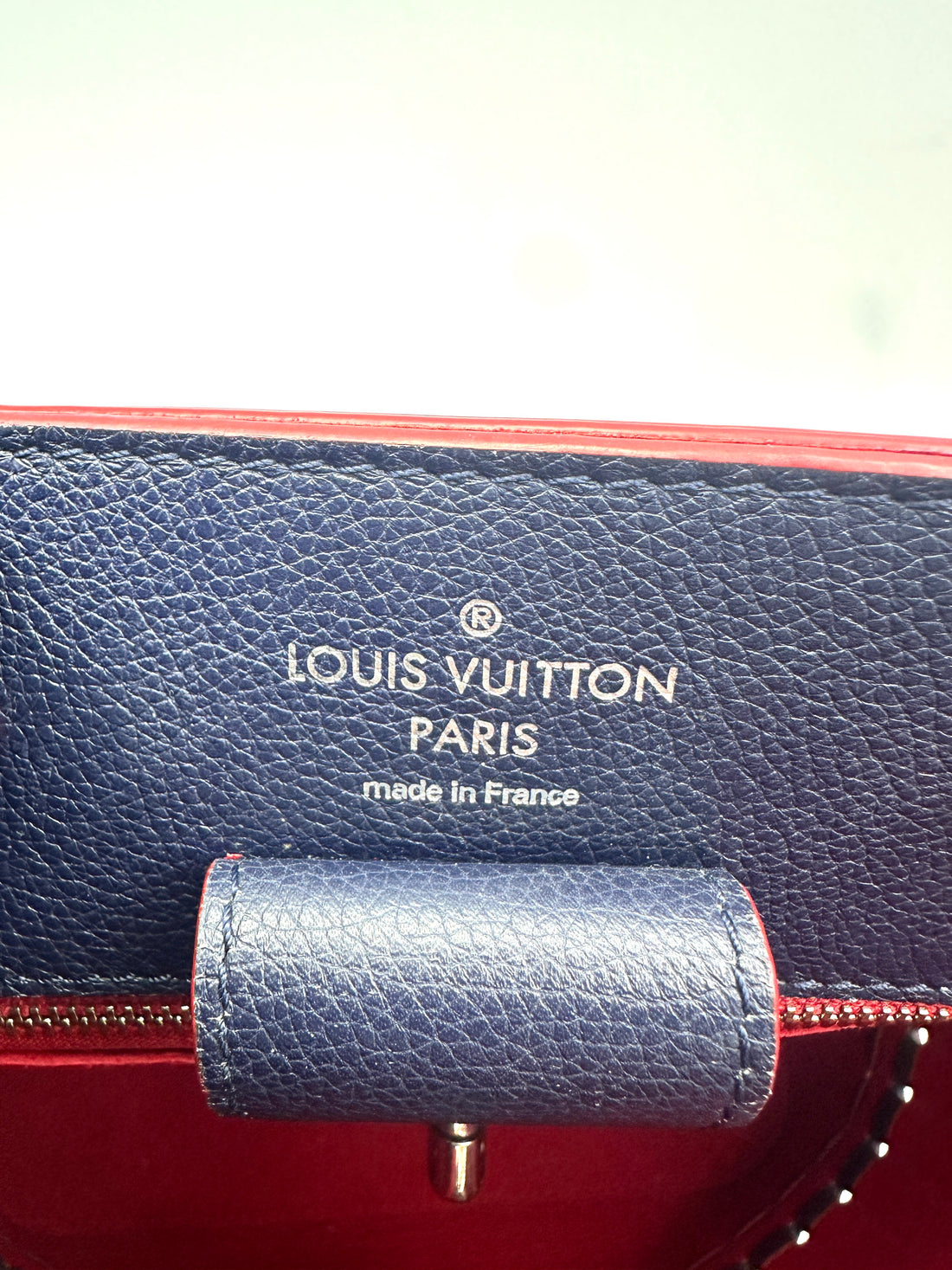 Louis Vuitton Lockme Navy Leather Handle Bucket Bag LV2128