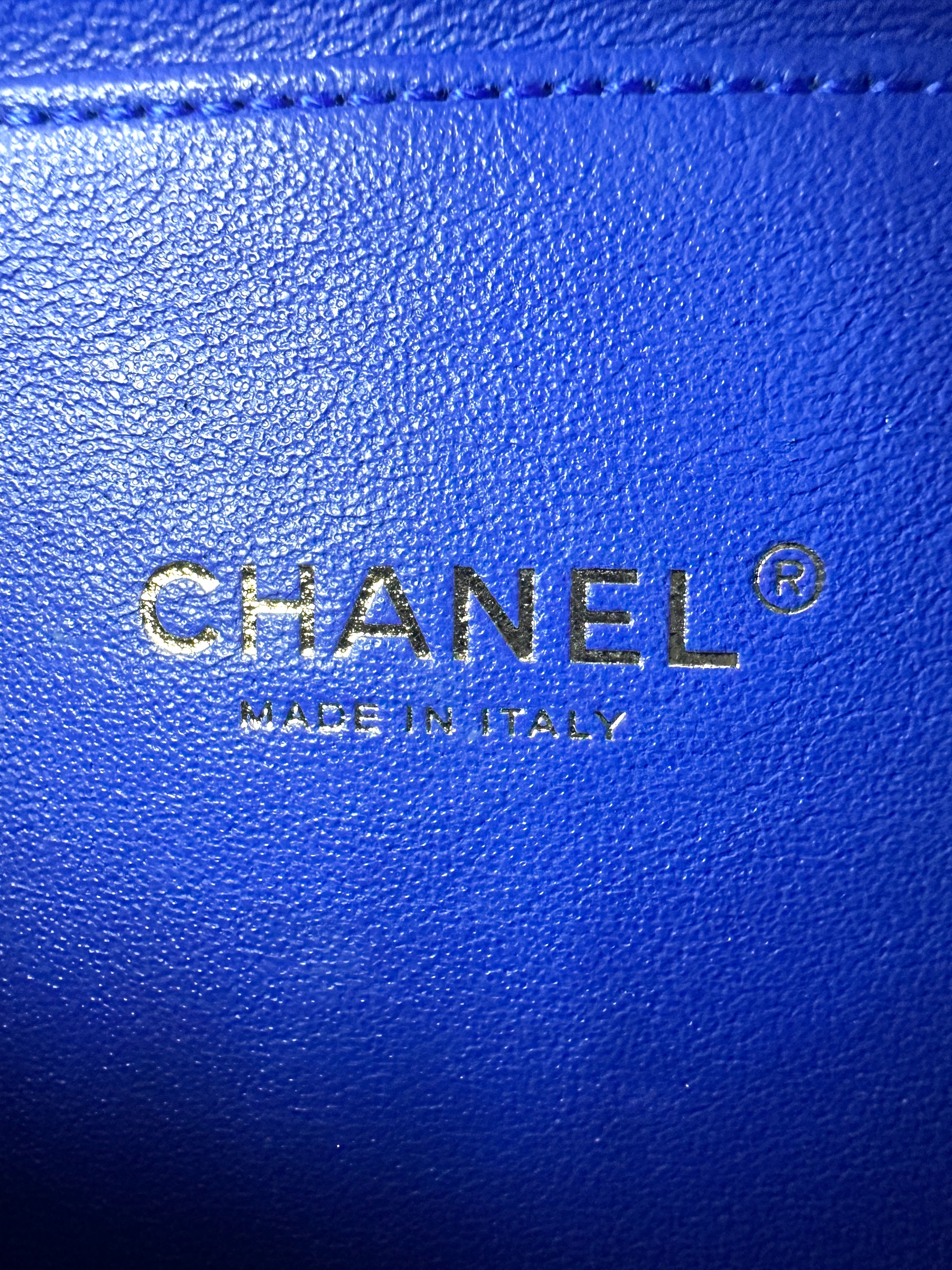 Chanel CC Filigree Blue/White Quilted Leather Top Handle Vanity Case(26***77) CC1534