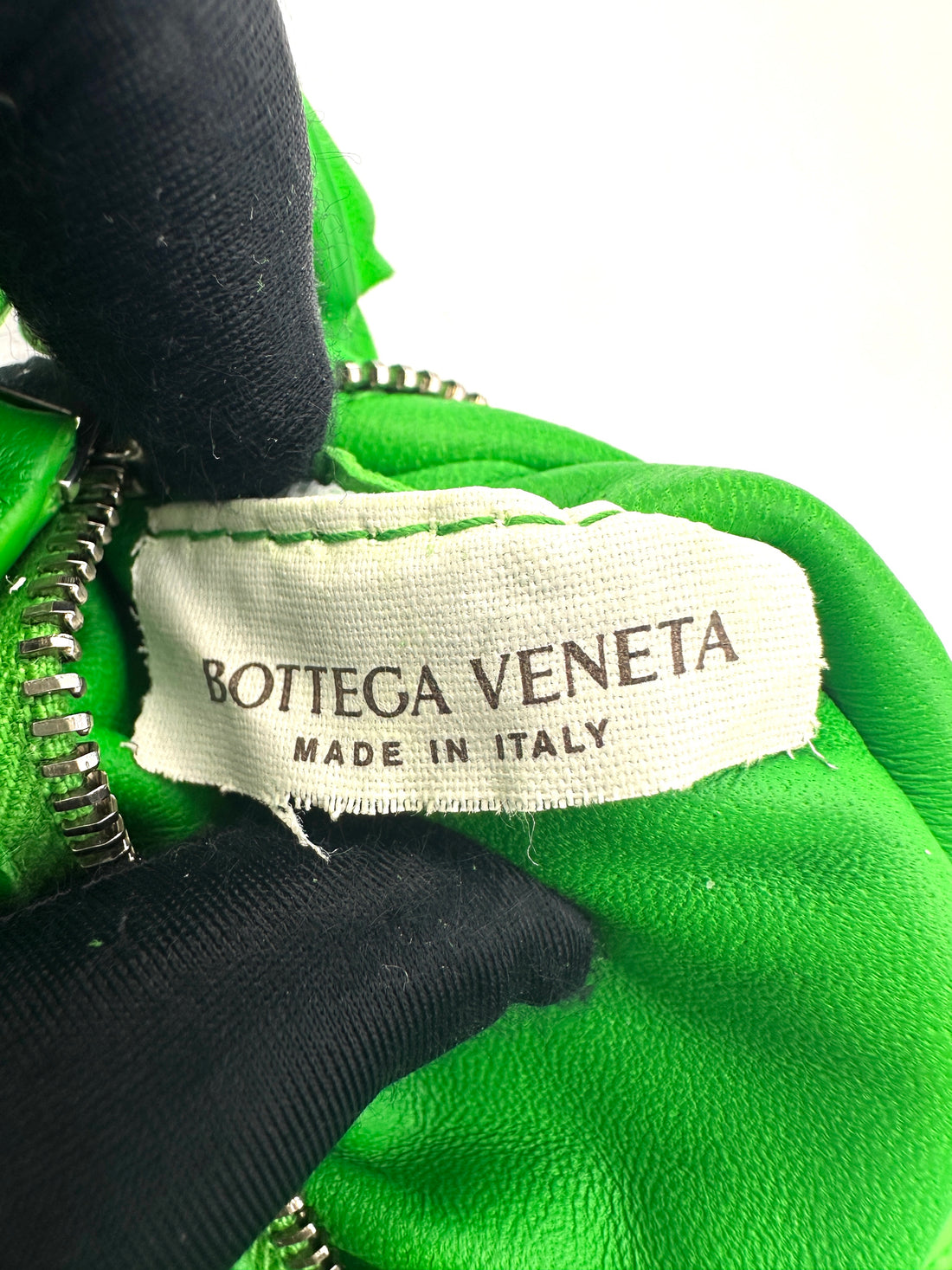 Bottega Veneta Padded Cassette Green Leather Small Size Shoulder Bag BV109