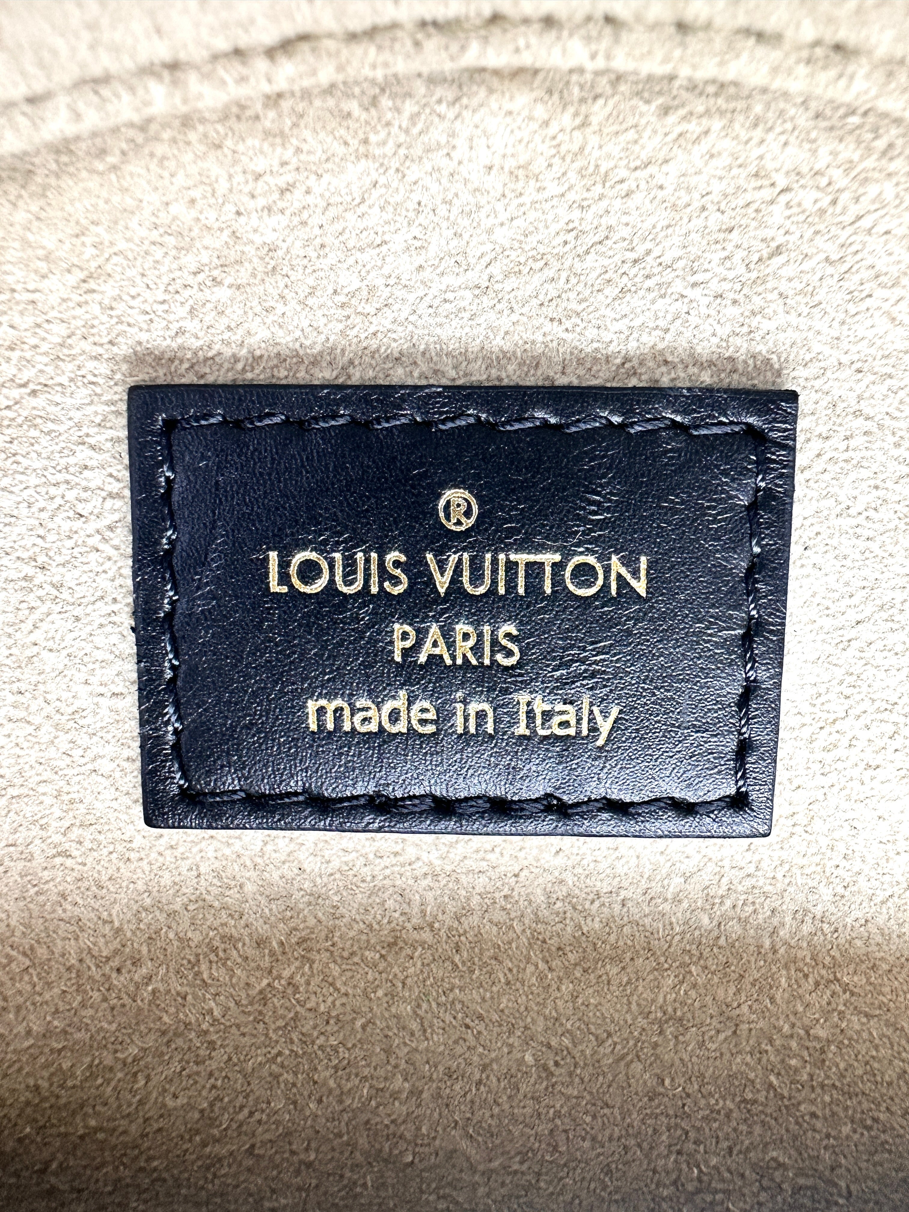 Louis Vuitton LV Crafty Multicolor Monogram Giant Round Pouch LV2133