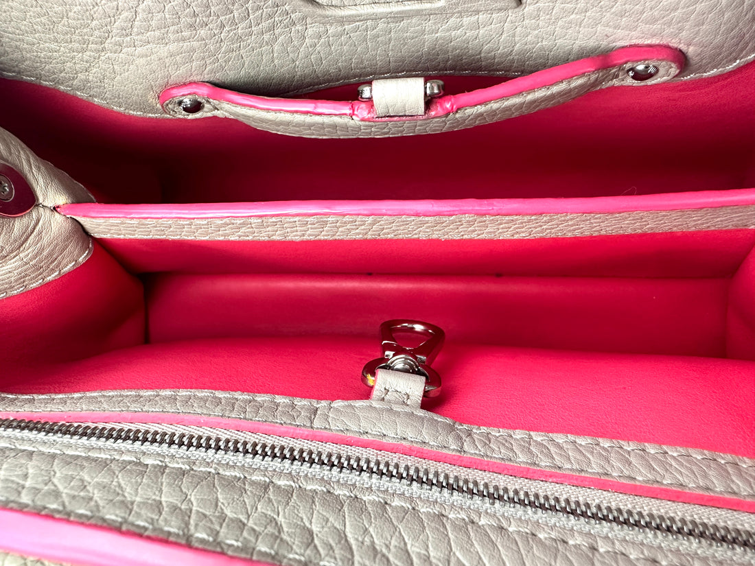Louis Vuitton Capucines White Leather Top Handle Bag LV2139