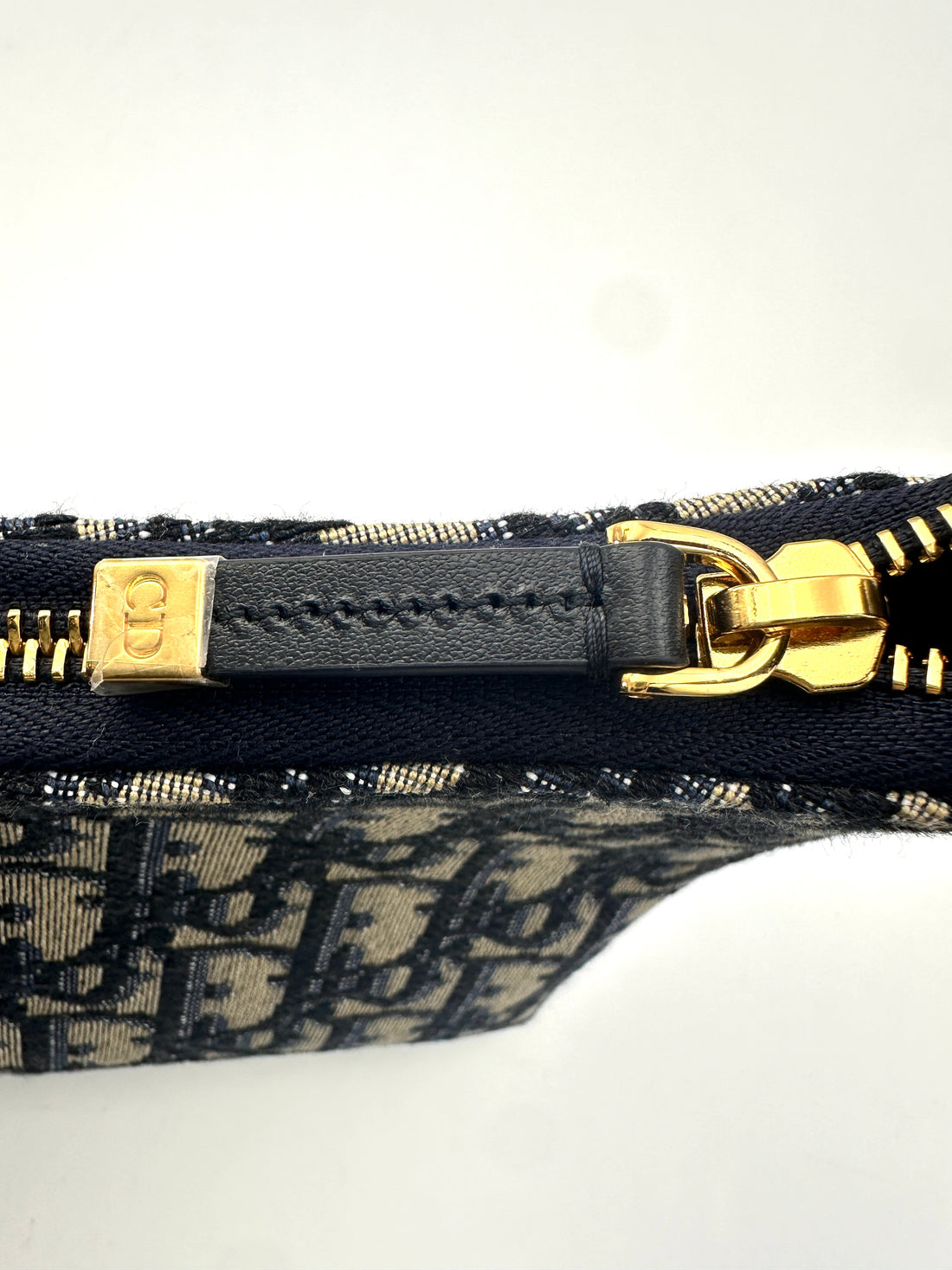 Christian Dior 30 Montaigne Cigale Blue Oblique Jacquard Shoulder Bag DRP260417