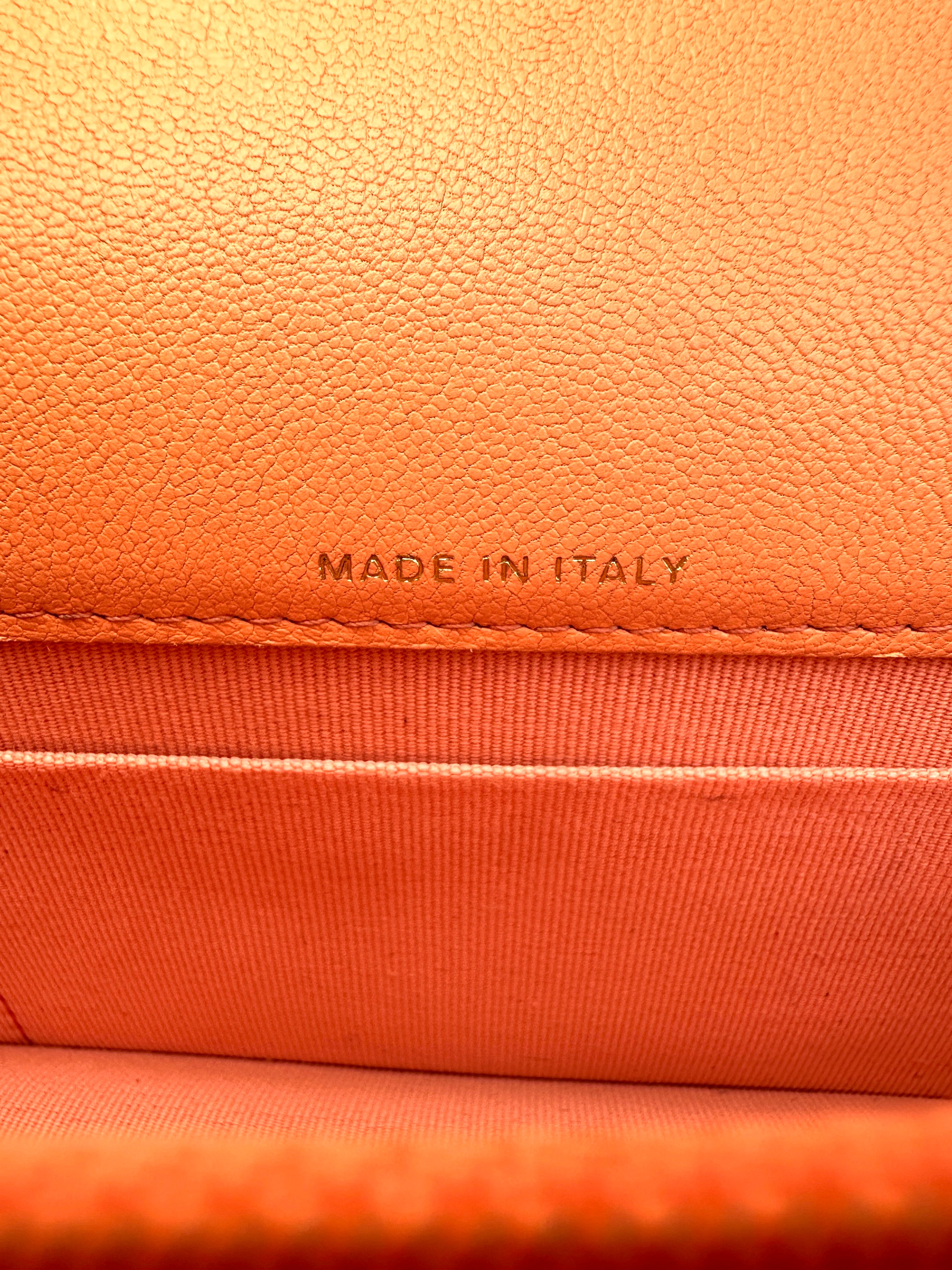 Chanel 19Bag Orange Quilted Leather Wallet On Chain(AL***95) CC1539