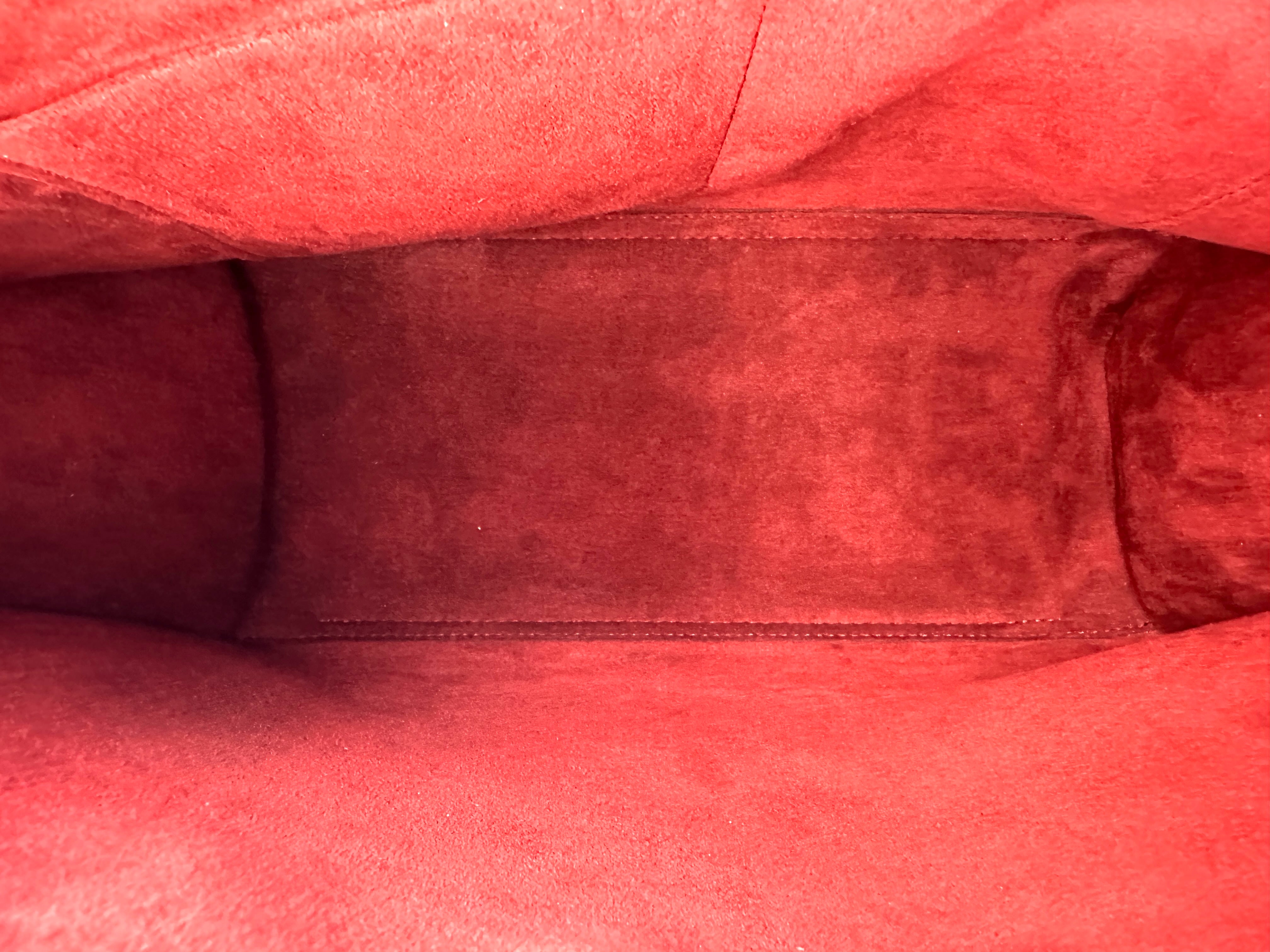 Louis Vuitton Lockmeto Red Calfskin Tote Handle Bag LV2148