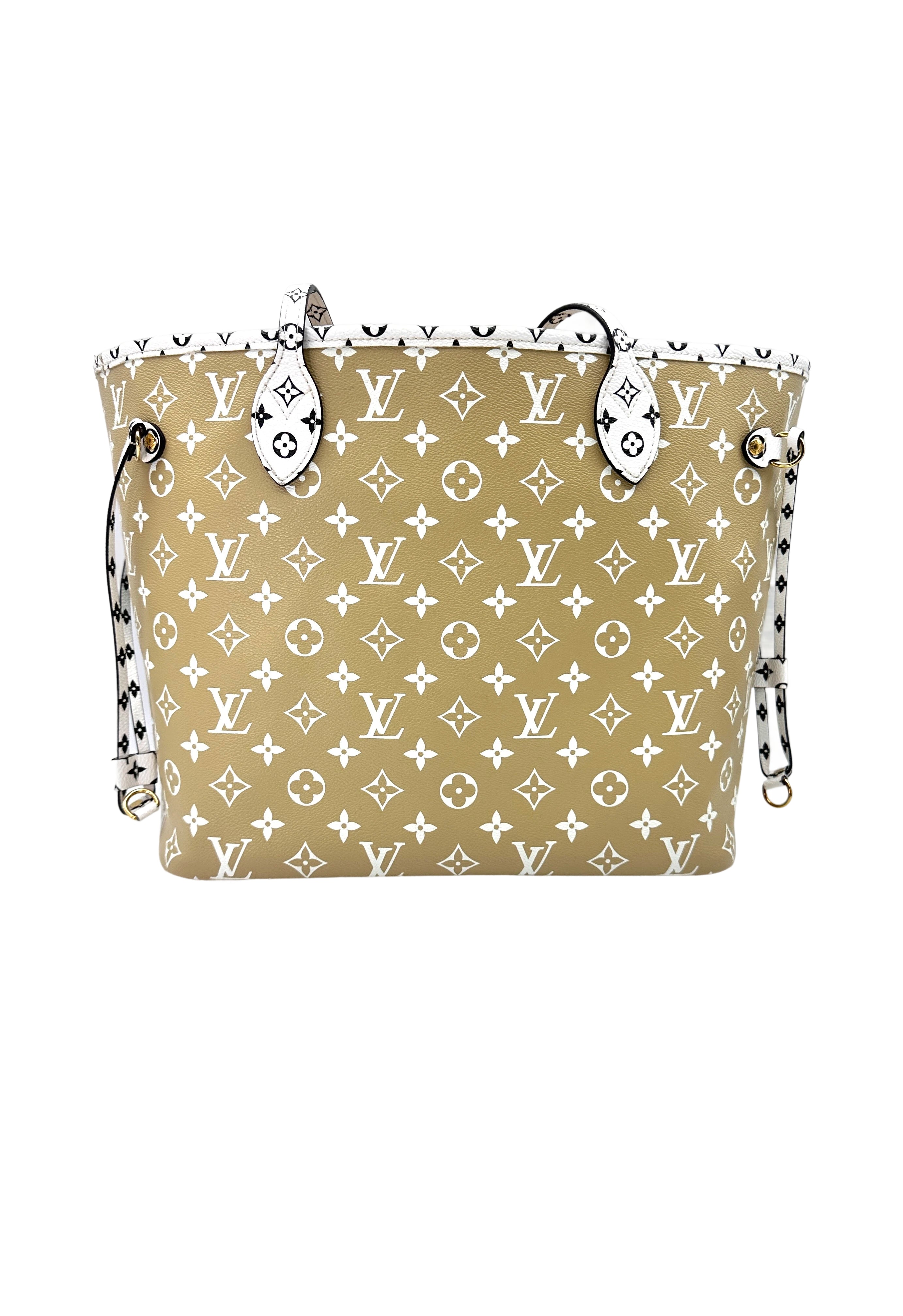 Louis Vuitton Summer 2019 Neverfull MM Green/White Giant Monogram Leather Handle Bag LV2150