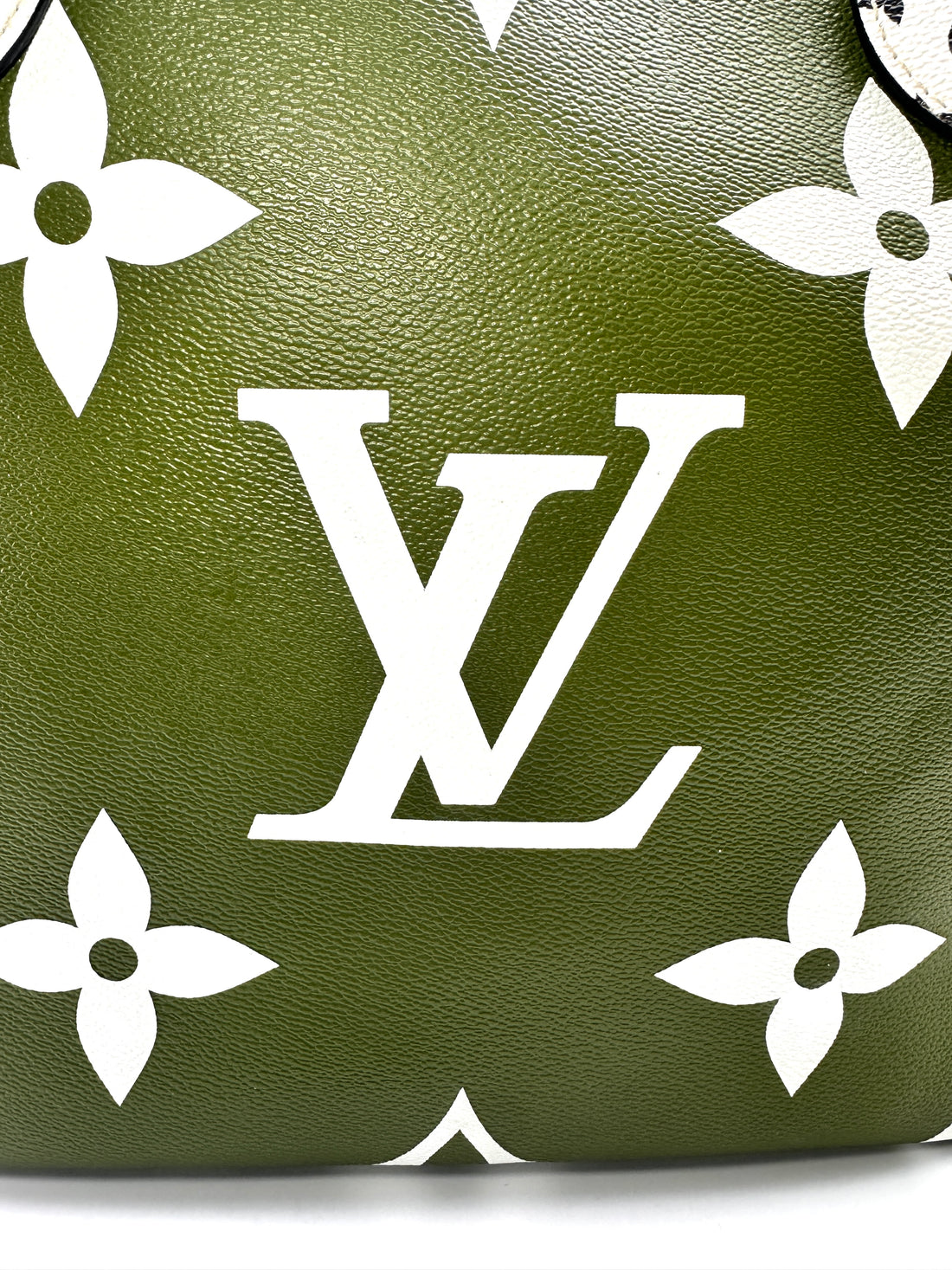 Louis Vuitton Summer 2019 Neverfull MM Green/White Giant Monogram Leather Handle Bag LV2150