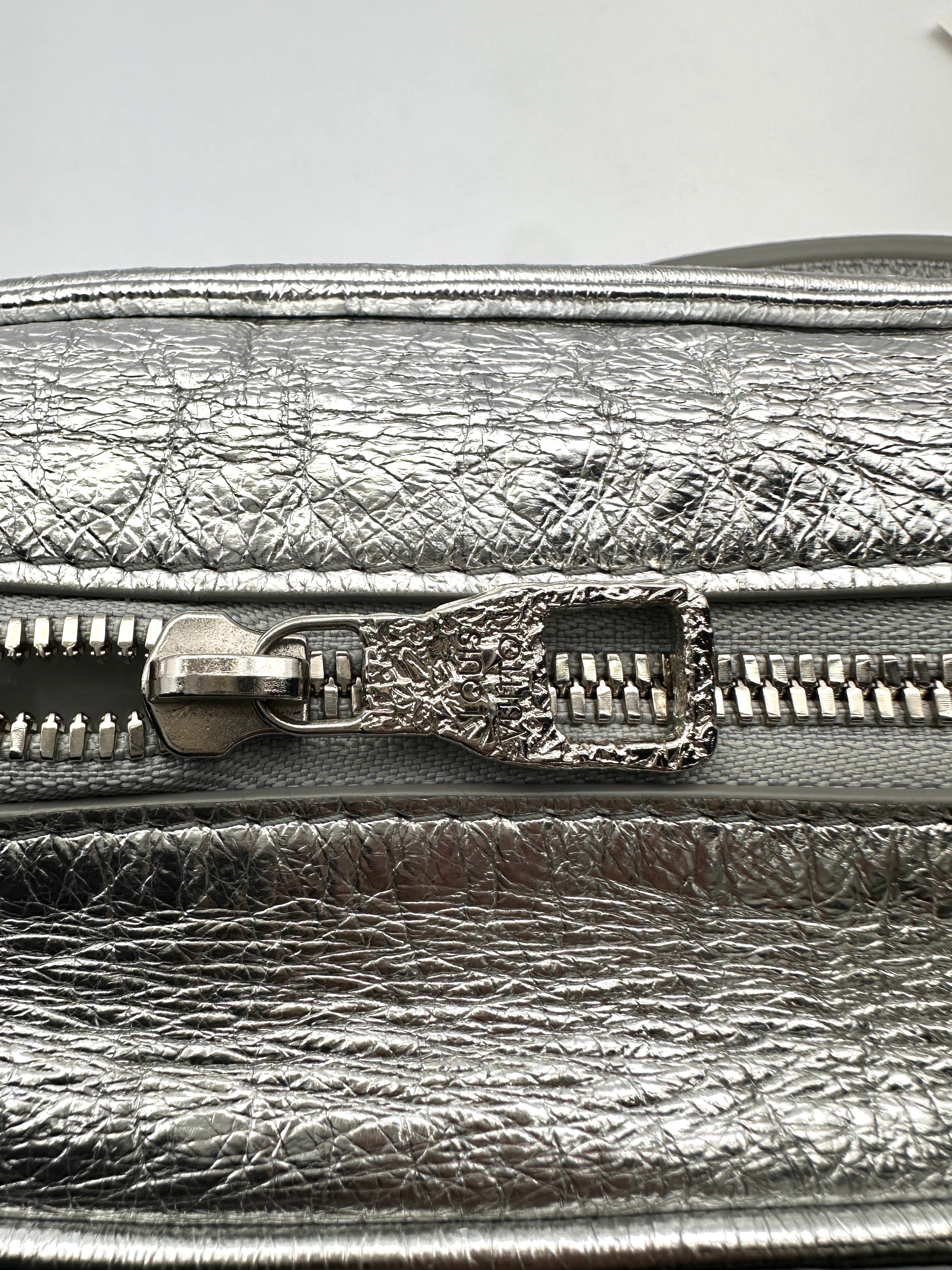 Louis Vuitton Soft Trunk Crushed Silver Metallic Leather Shoulder Bag LV2157
