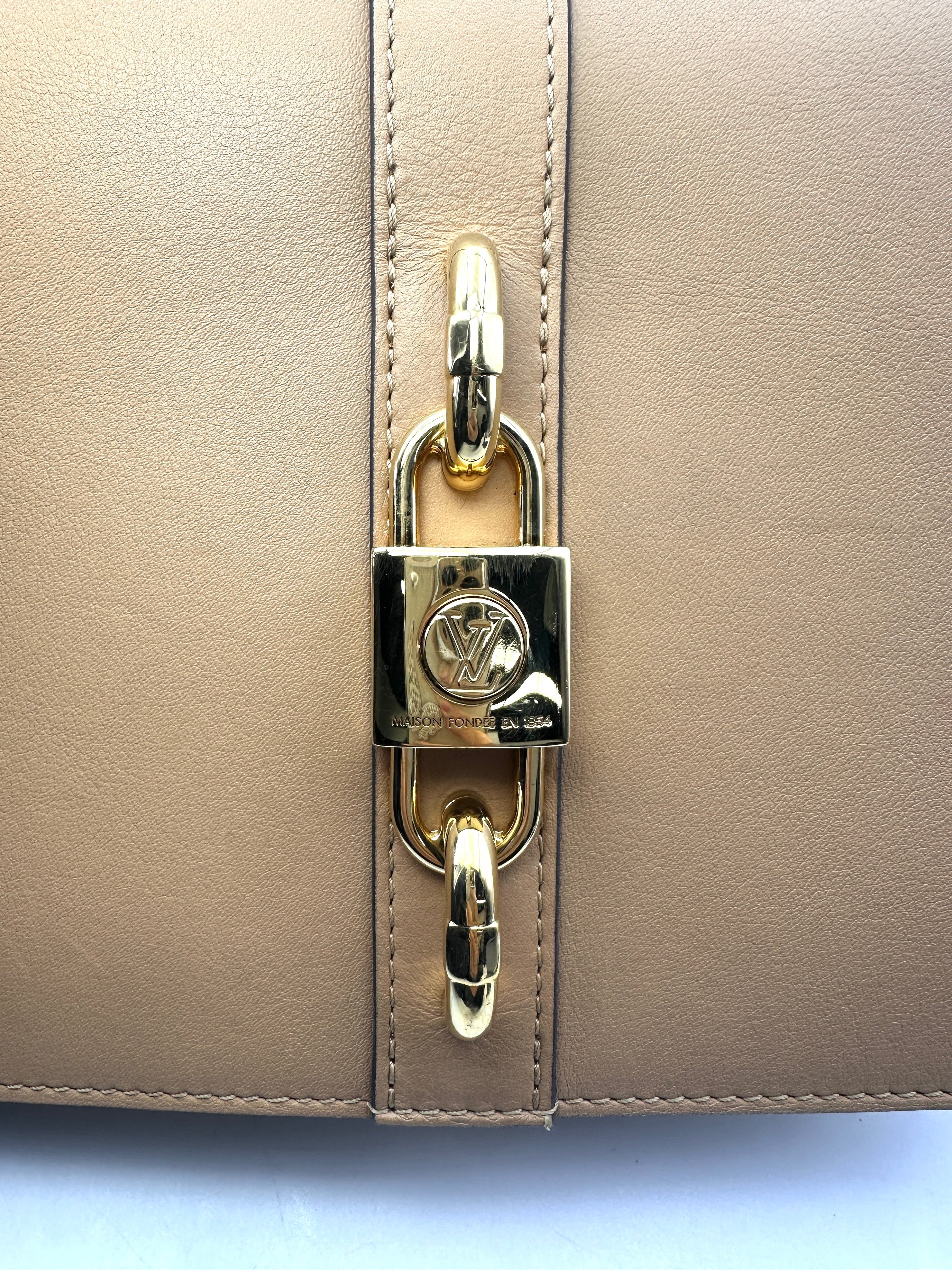 Louis Vuitton Rendez-Vous Camel Leather Shoulder Bag LV2164