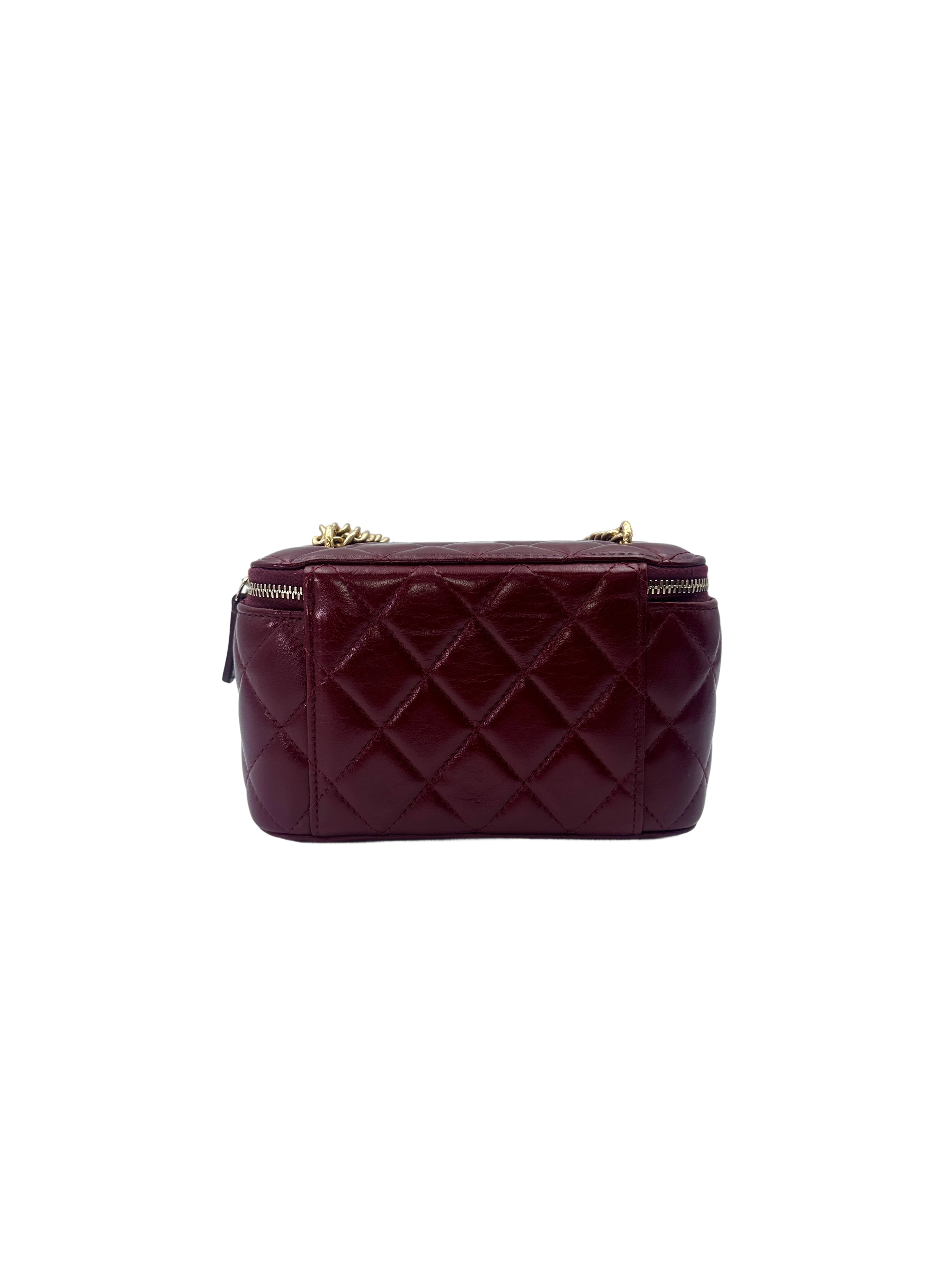 Chanel 23B Red Quilted Lambskin Vanity Case With Gold Hardware(GE***1C) CC1554