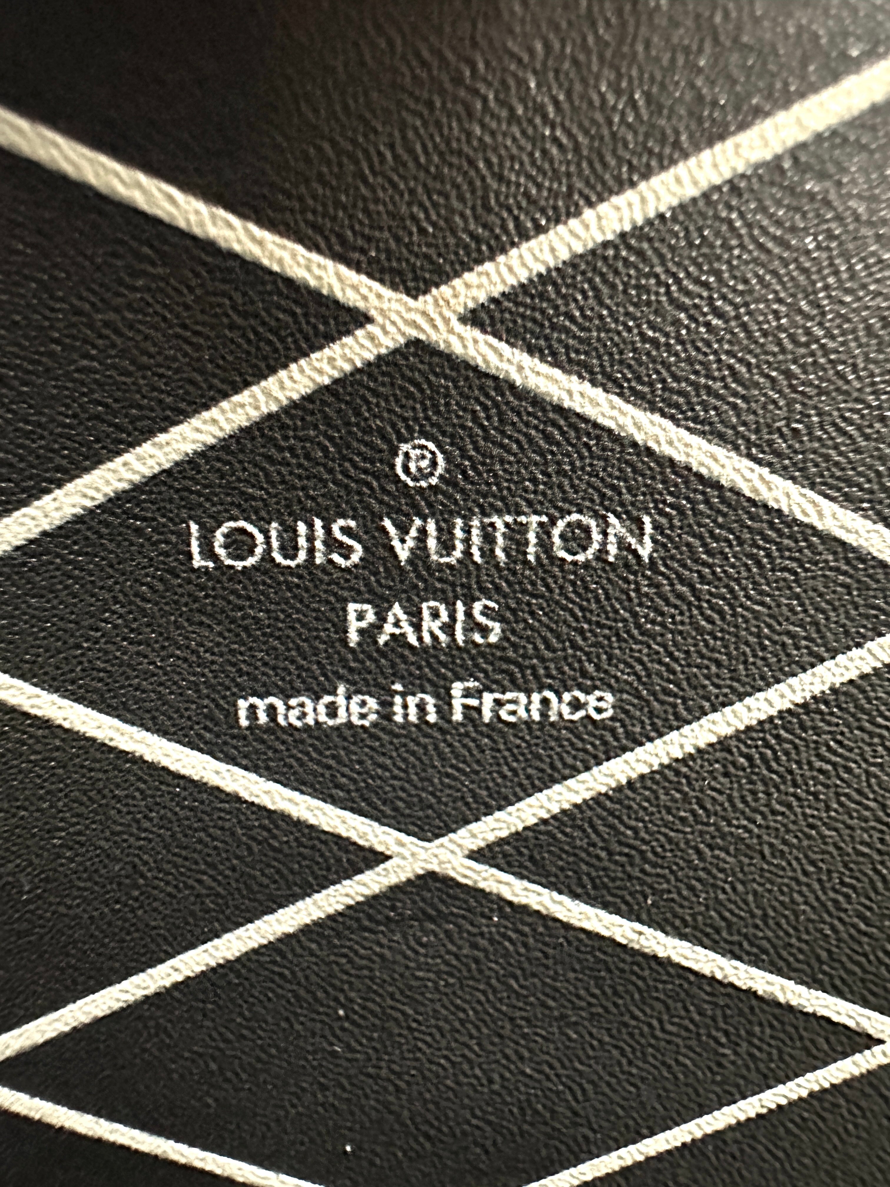 Louis Vuitton Black Epi Leather Trunk Chain Wallet LV2179