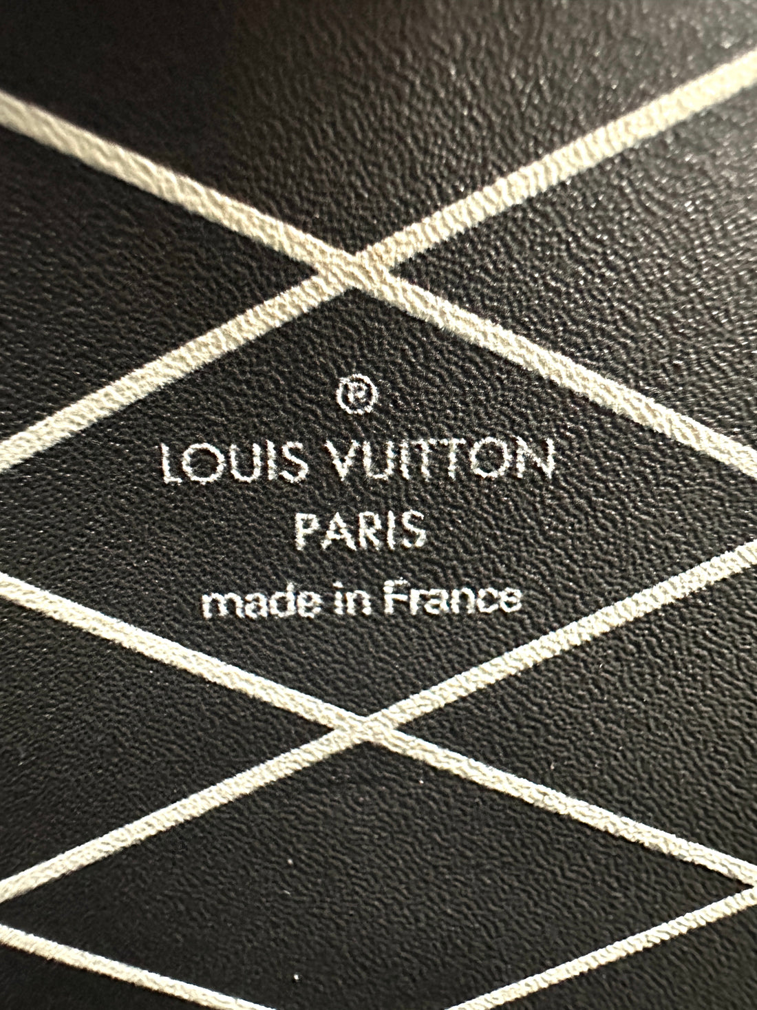 Louis Vuitton Black Epi Leather Trunk Chain Wallet LV2179