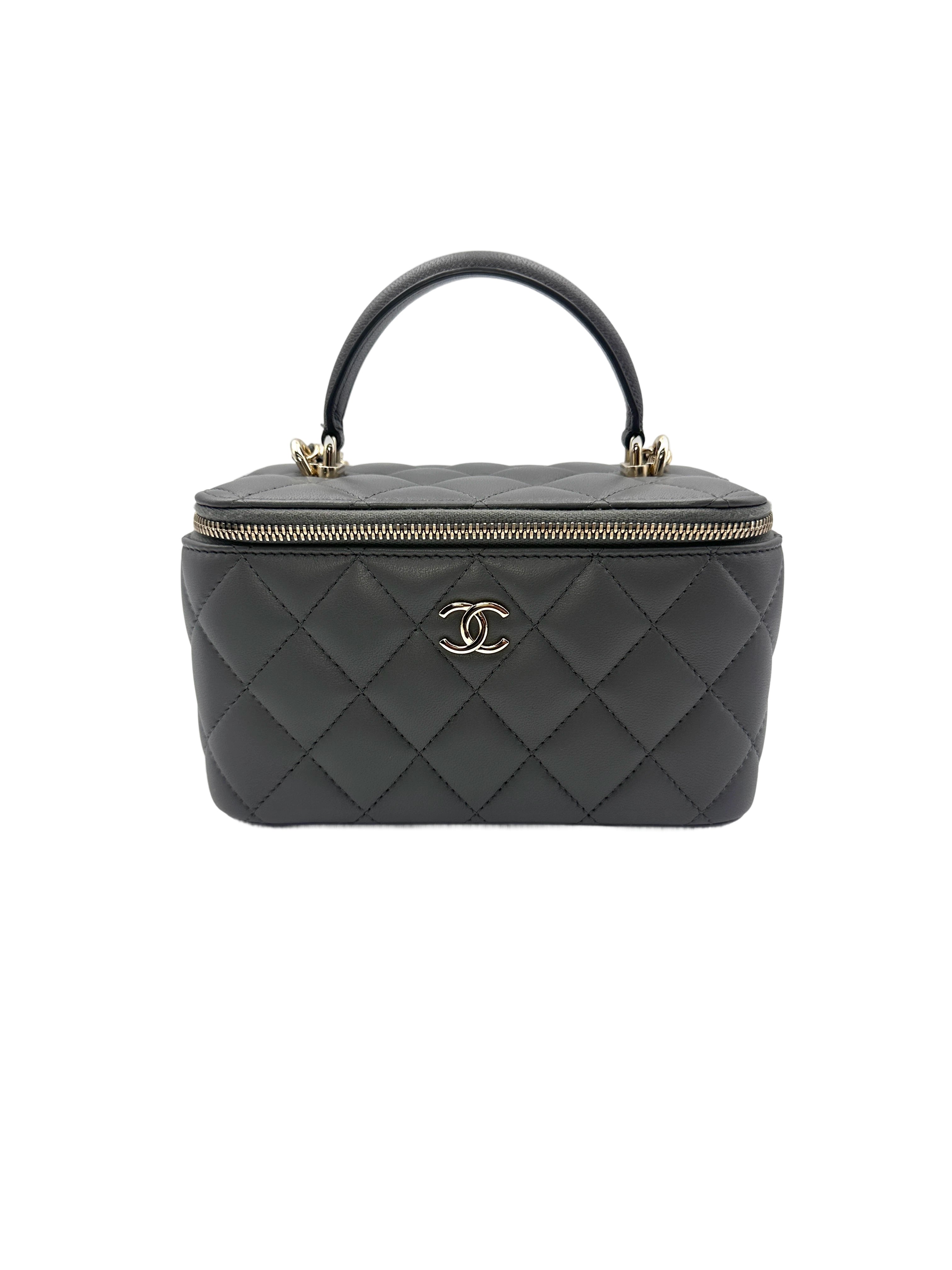 Chanel Grey Quilted Lambskin Top Handle Vanity Case(N5***T5) CC1559