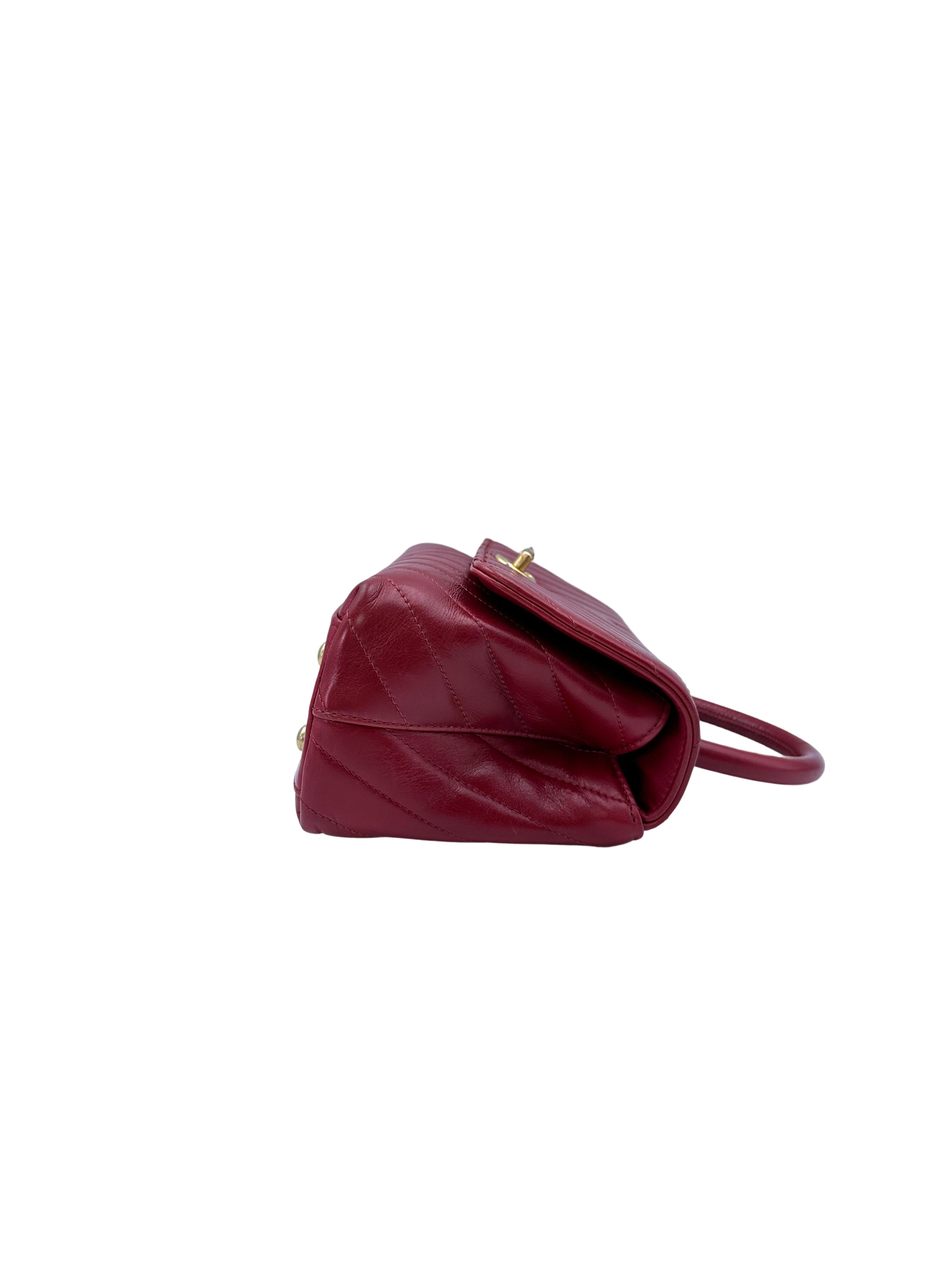 Chanel CoCo Handle Red Chevron Quilted Leather Small Size Handle Bag(24***64) CC1561