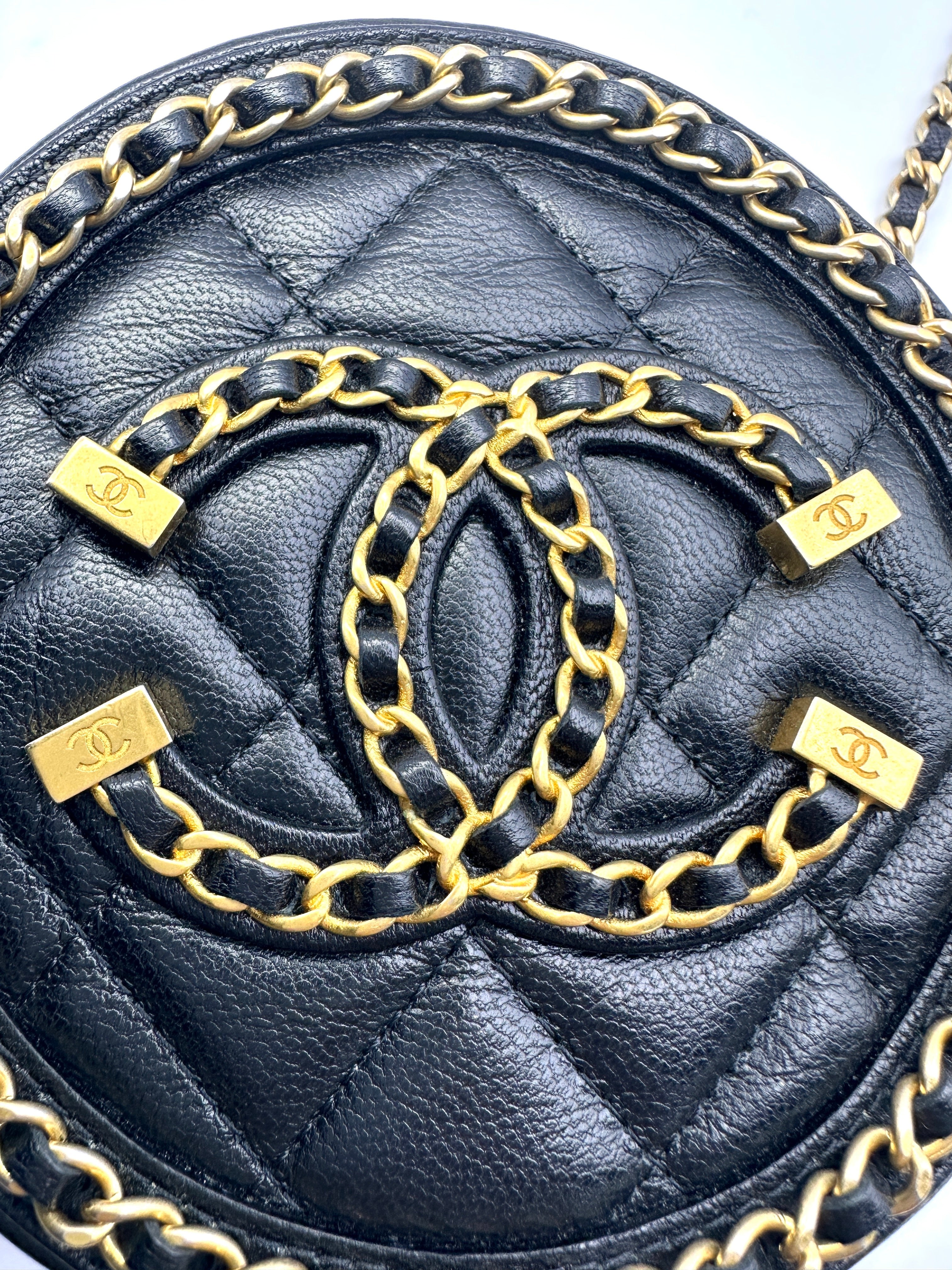 Chanel Filigree Black Quilted Lambskin Chain Round Bag(30***00) CC1565