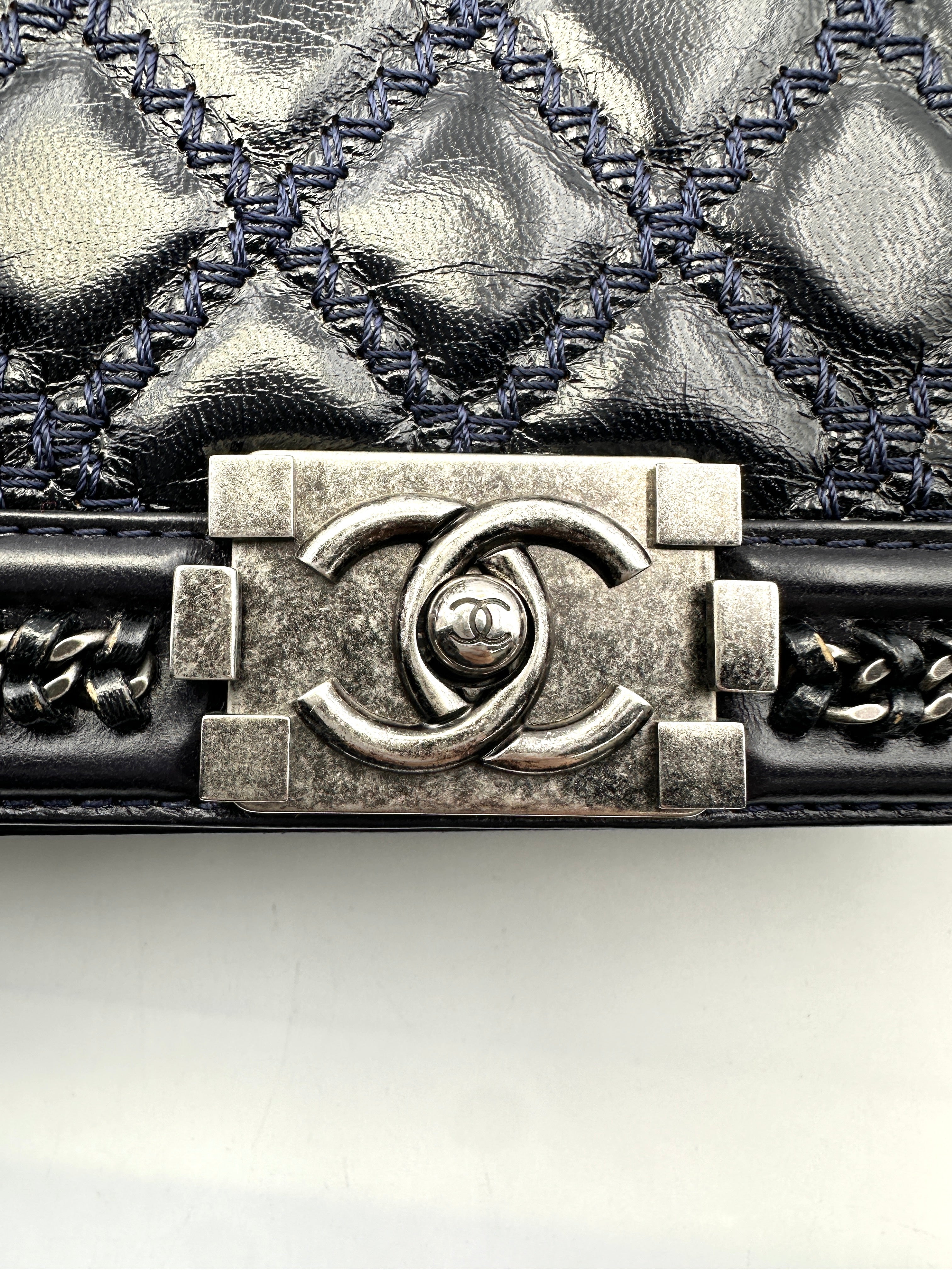 Chanel 15A LeBoy Navy Quilted Leather Top Handle Medium Size Flap Bag With Chain Trim(21***17) CC1558