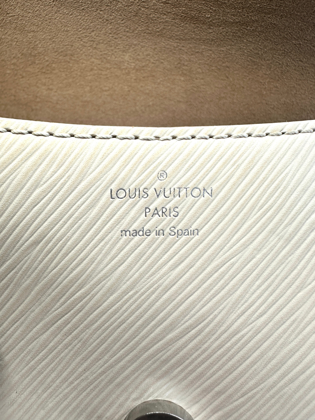 Louis Vuitton Buci White Epi Leather Shoulder Bag LV2192