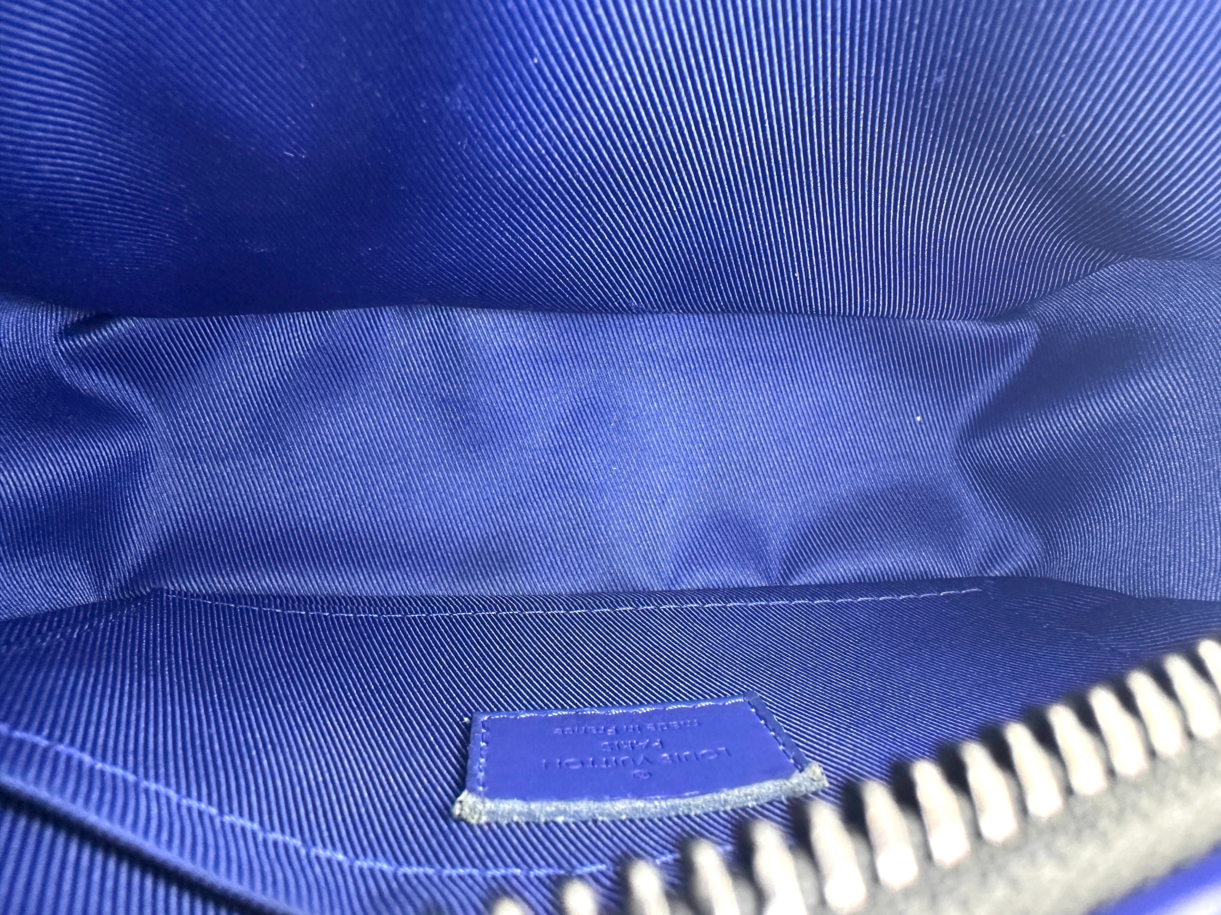 Louis Vuitton Soft Trunk Blue Monogram Empreinte Leather Shoulder Bag LV2195