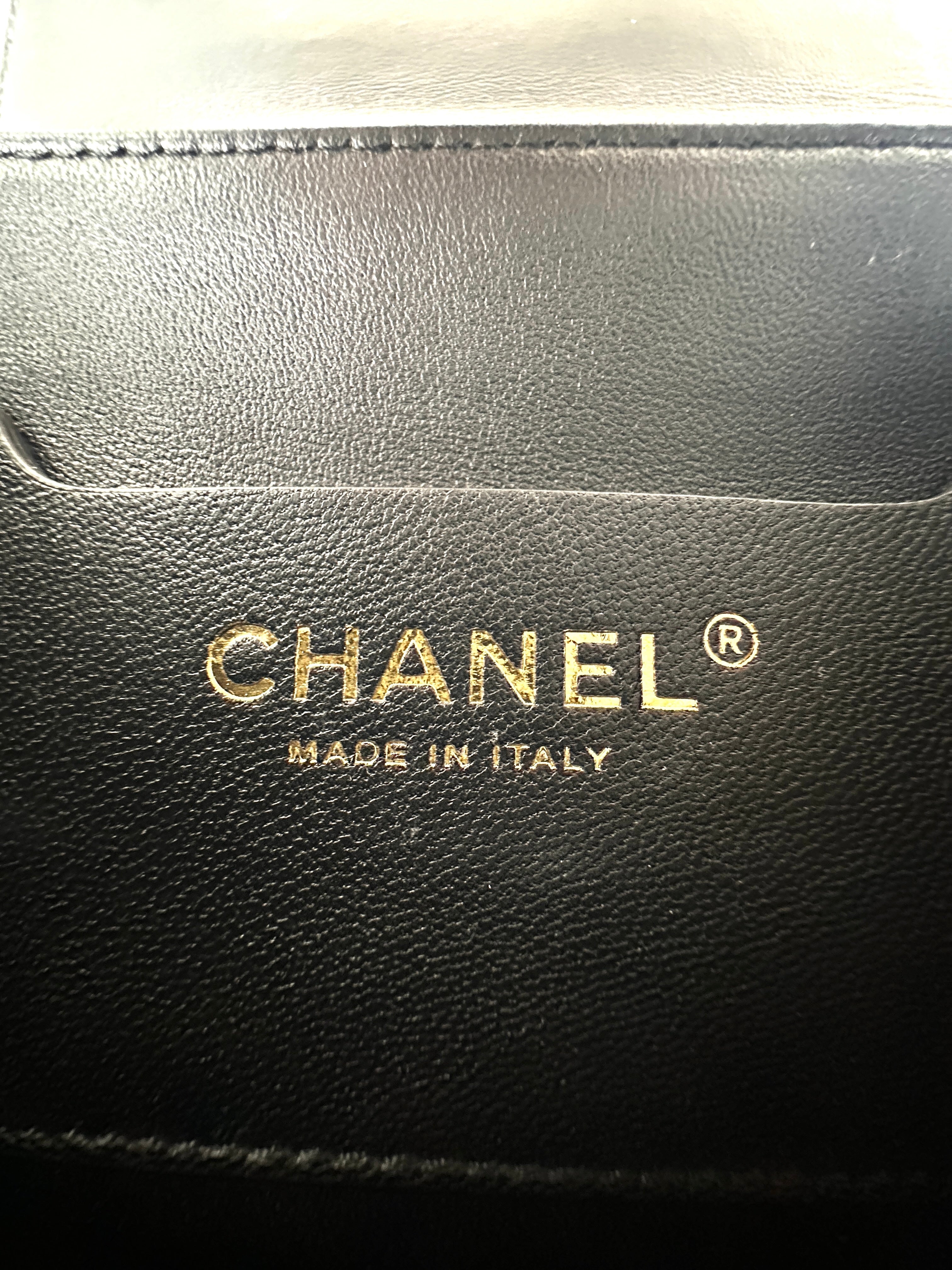 Chanel Black/White Tweed Top Handle Flap Bag With Gold Buckle(JC***J1) IRIS079