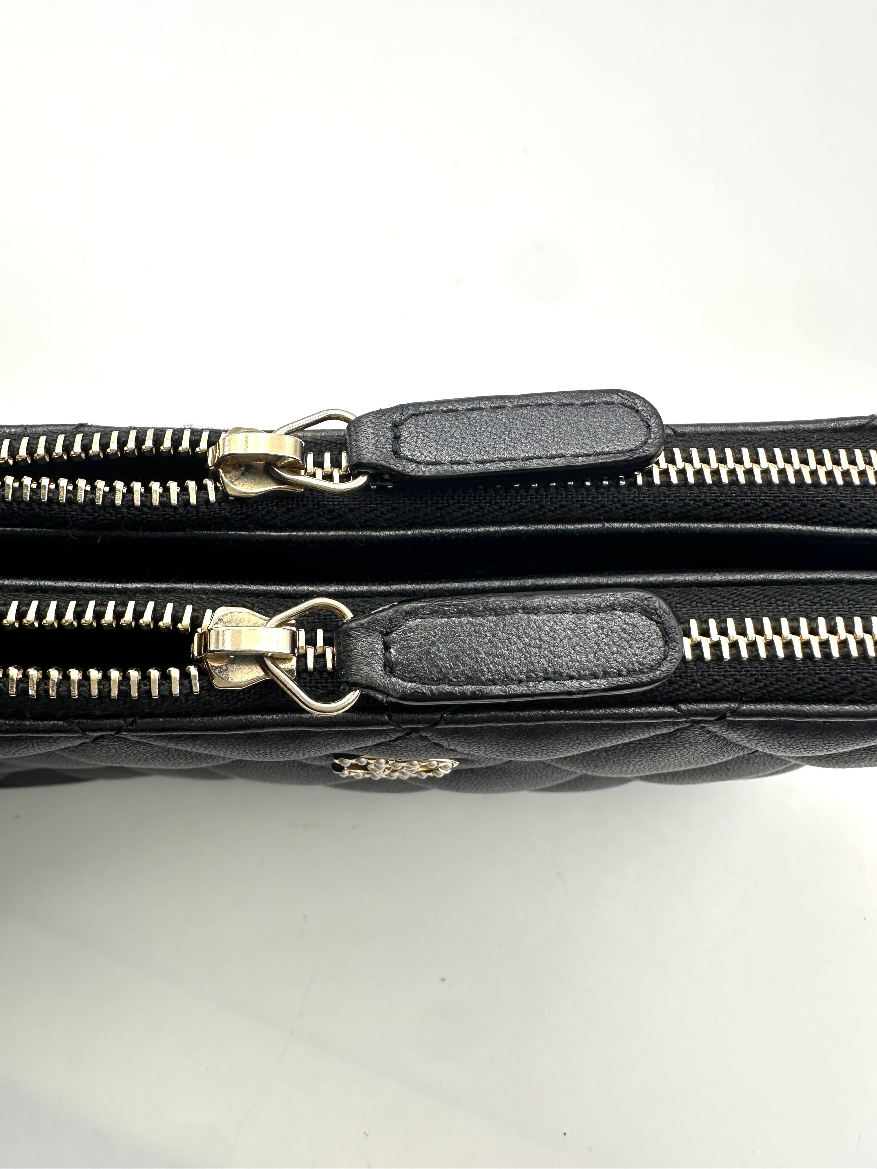 Chanel Classic Navy Quilted Lambskin Wallet On Chain(26***46) CC1569