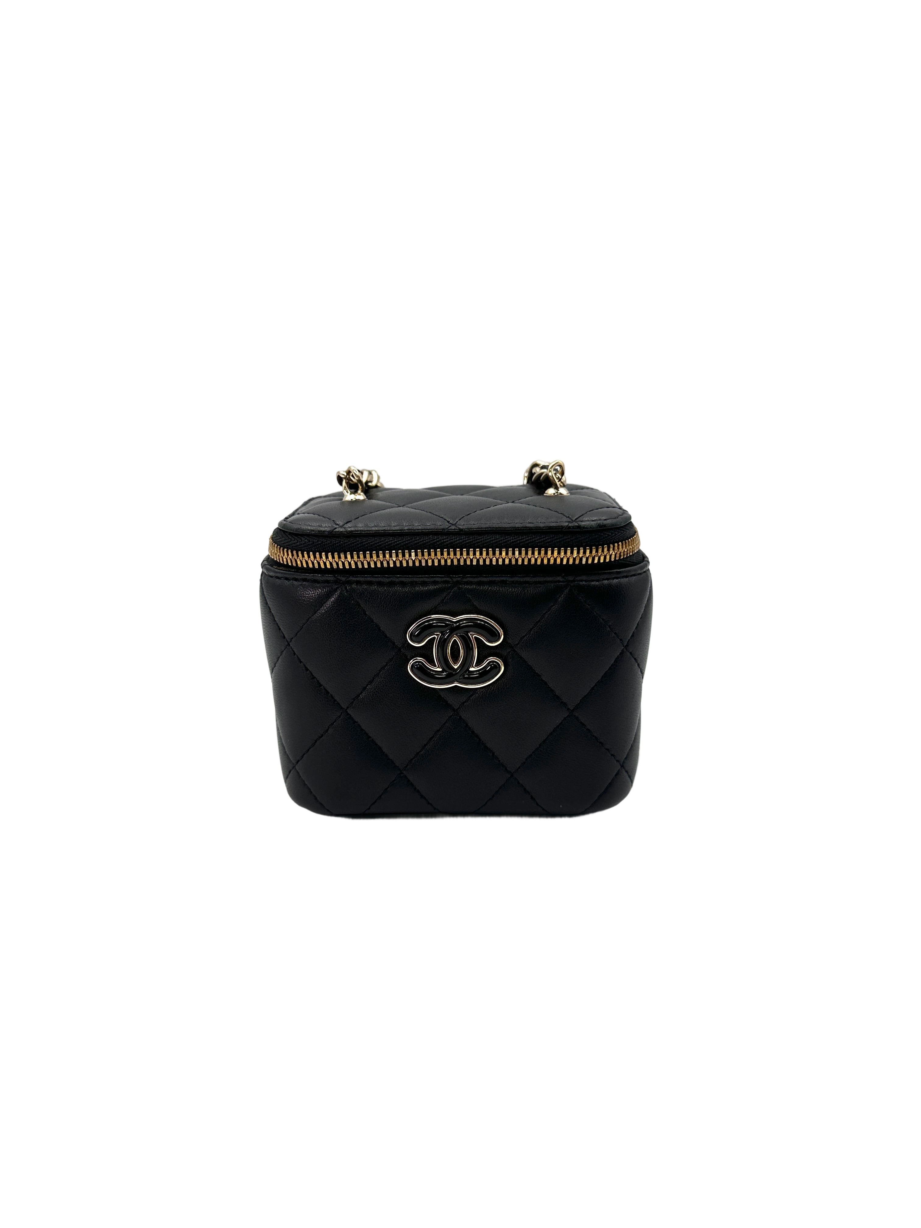 Chanel Black Quilted Lambskin Vanity Case With Enamel Coco Ball(J8***J5) CC1571