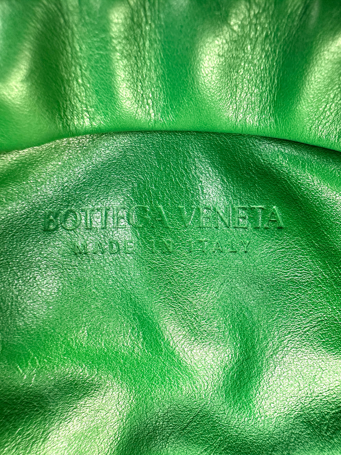 Bottega Veneta Grenn Chain Pouch With Gold Hardware BV111