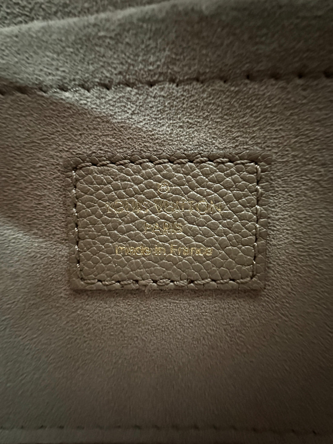 Christian Dior Lady Dior Beige Metallic Cannage Leather Handle Bag With Silver Charms IRIS085