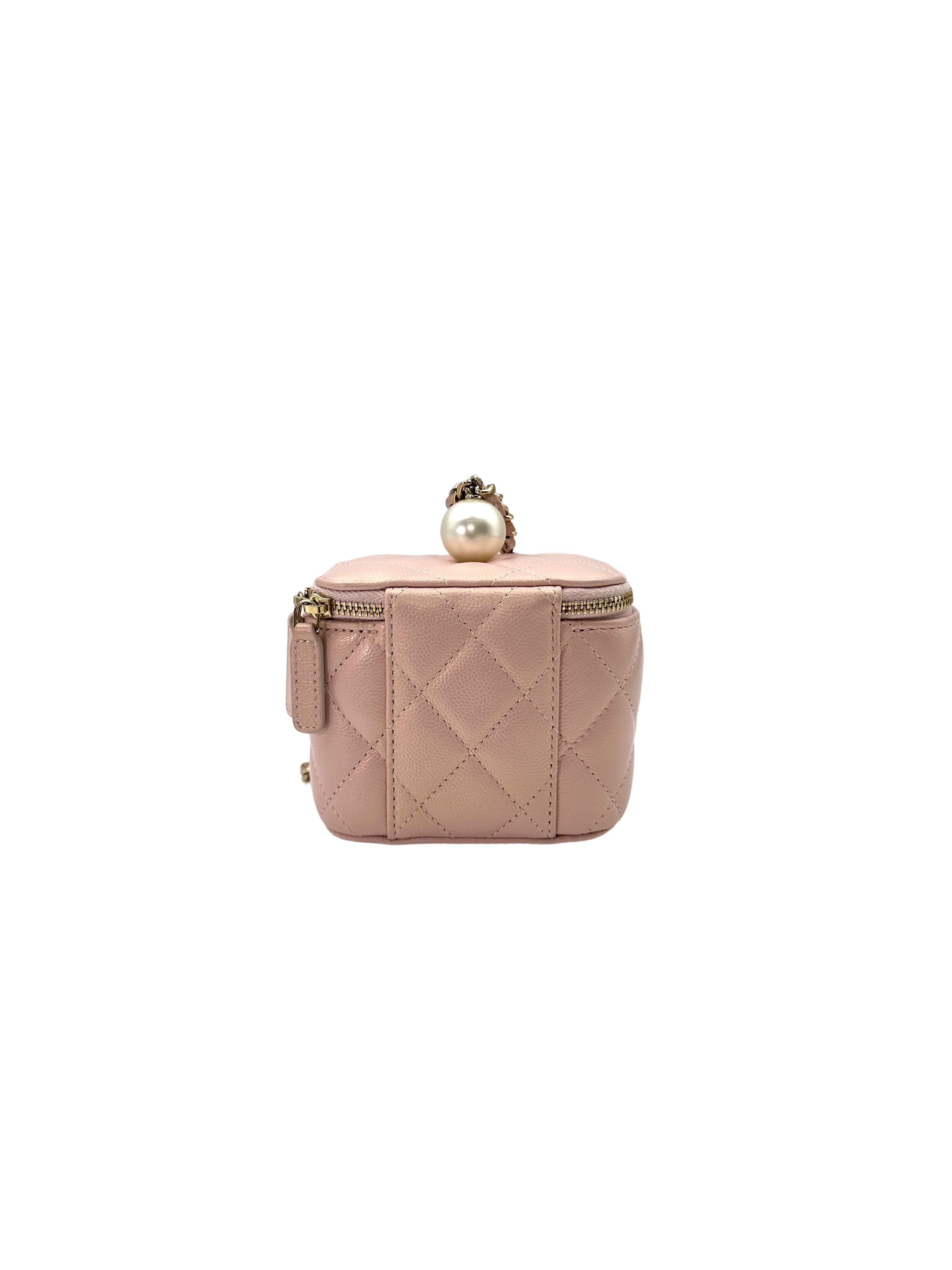 Chanel Pink Quilted Leather Vanity Case With Pearl Crush Adjustable Strap Ball(31***52) CC1579