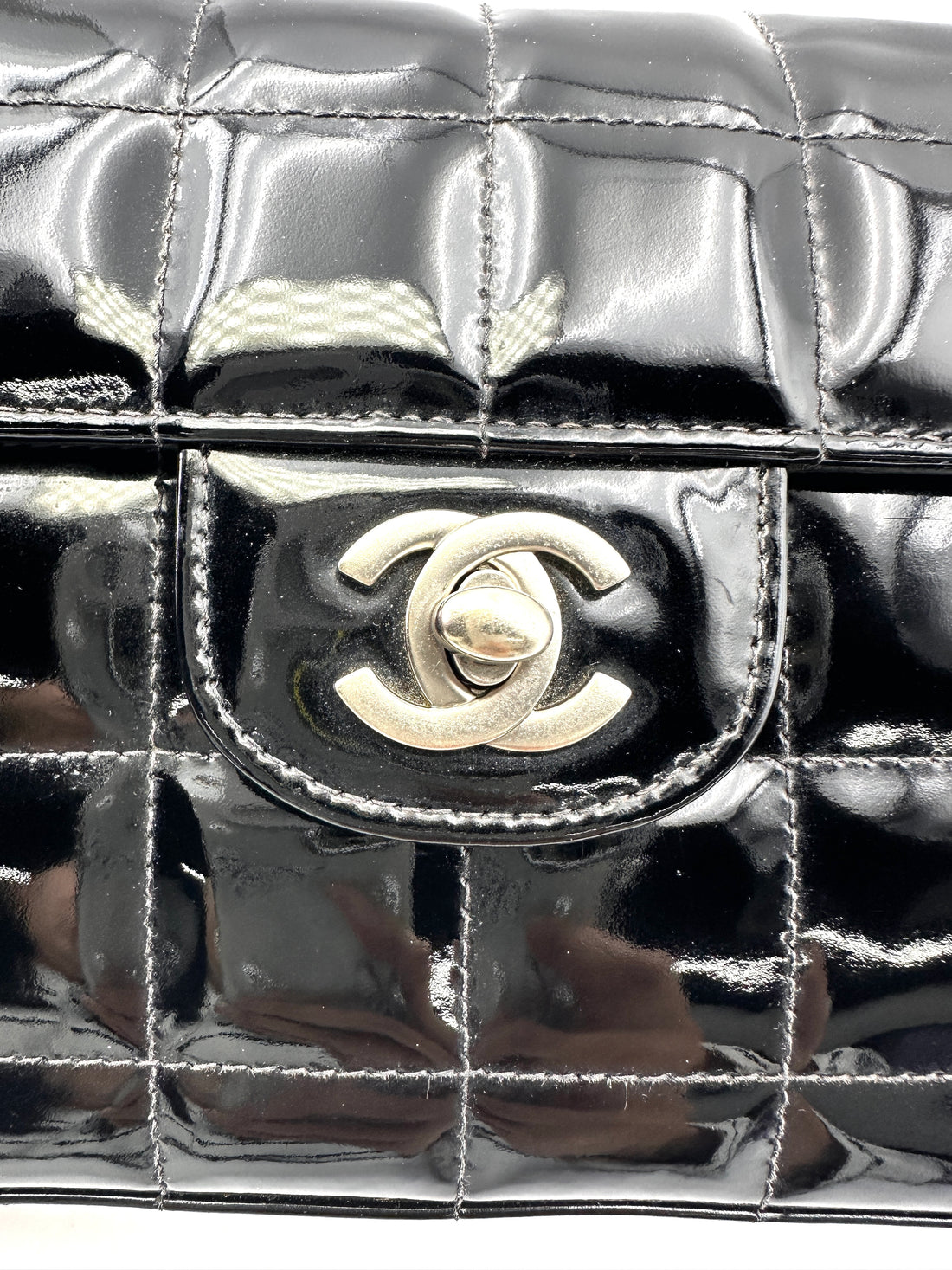 Chanel Chocolate Bar Black Quilted Leather Flap Bag(64***53) CC1578
