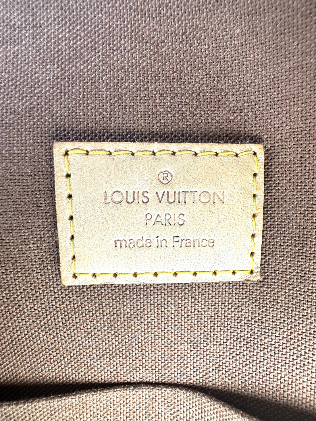 Louis Vuitton Lockit Monogram Canvas Handle Bag LV2219