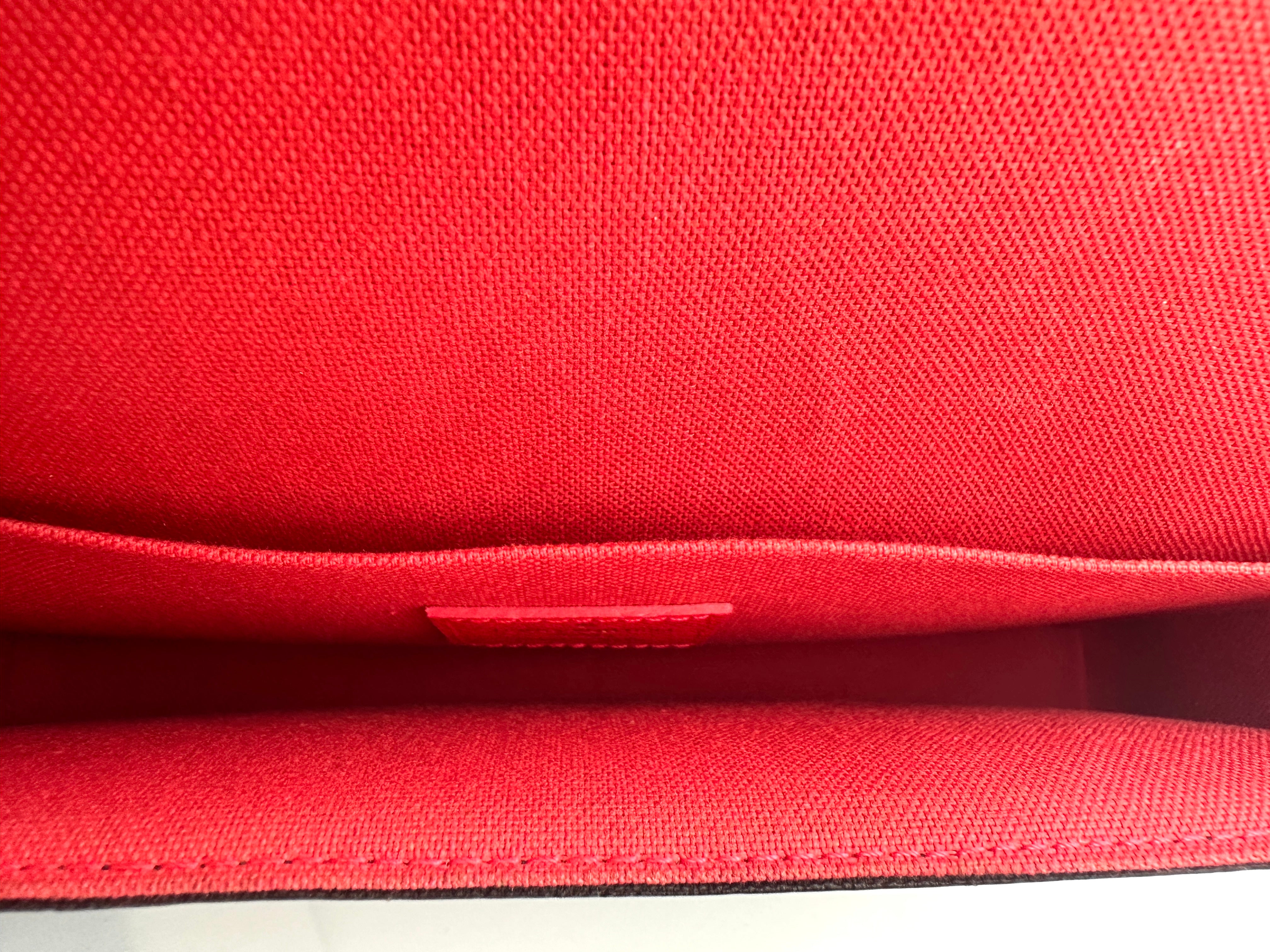 Louis Vuitton Monogram 2022 Christmas Animation "Chengdu" Pochette Felicie Chain Wallet LV2227