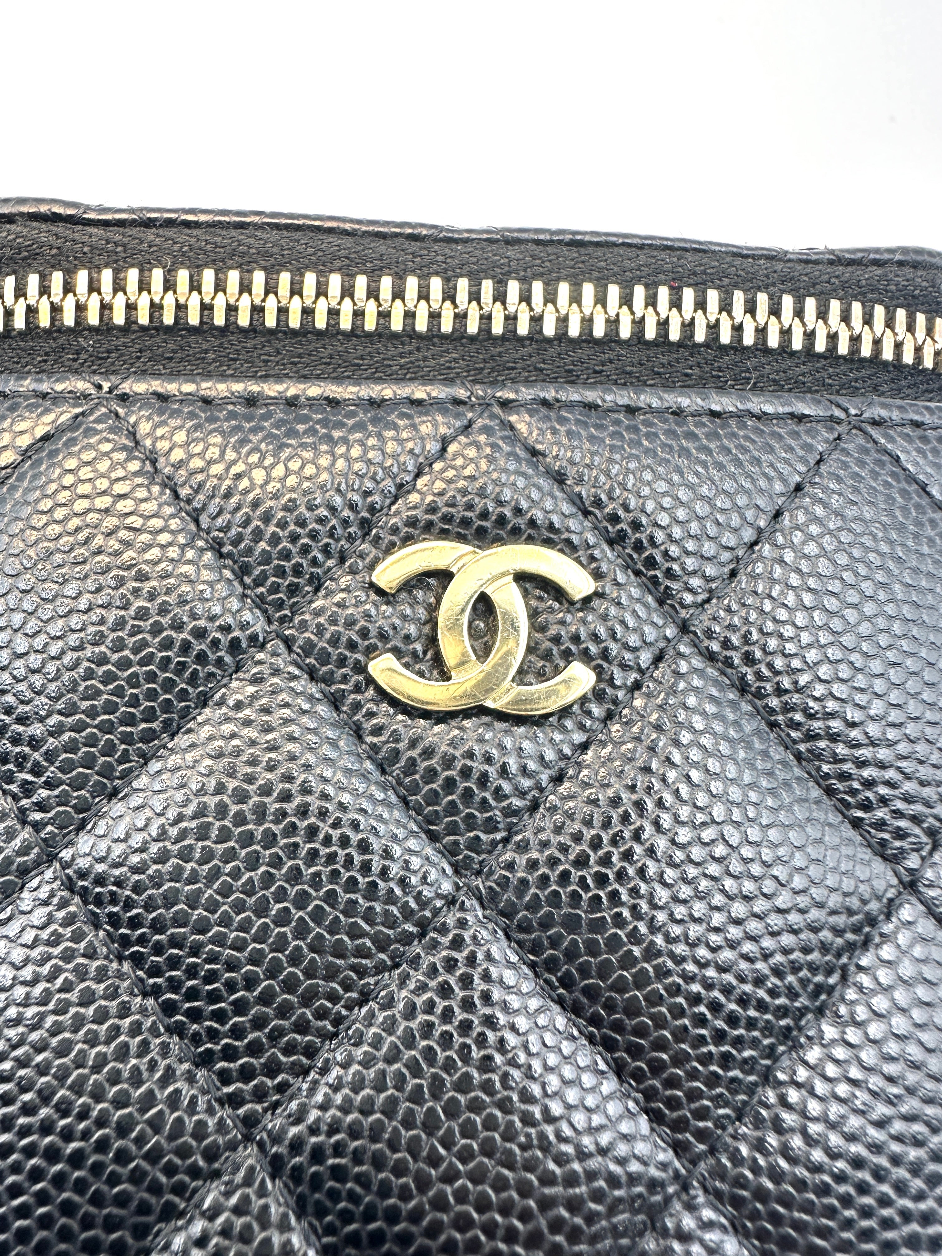 Chanel Black Quilted Leather Vertical Vanity Case(32***61) IRIS088